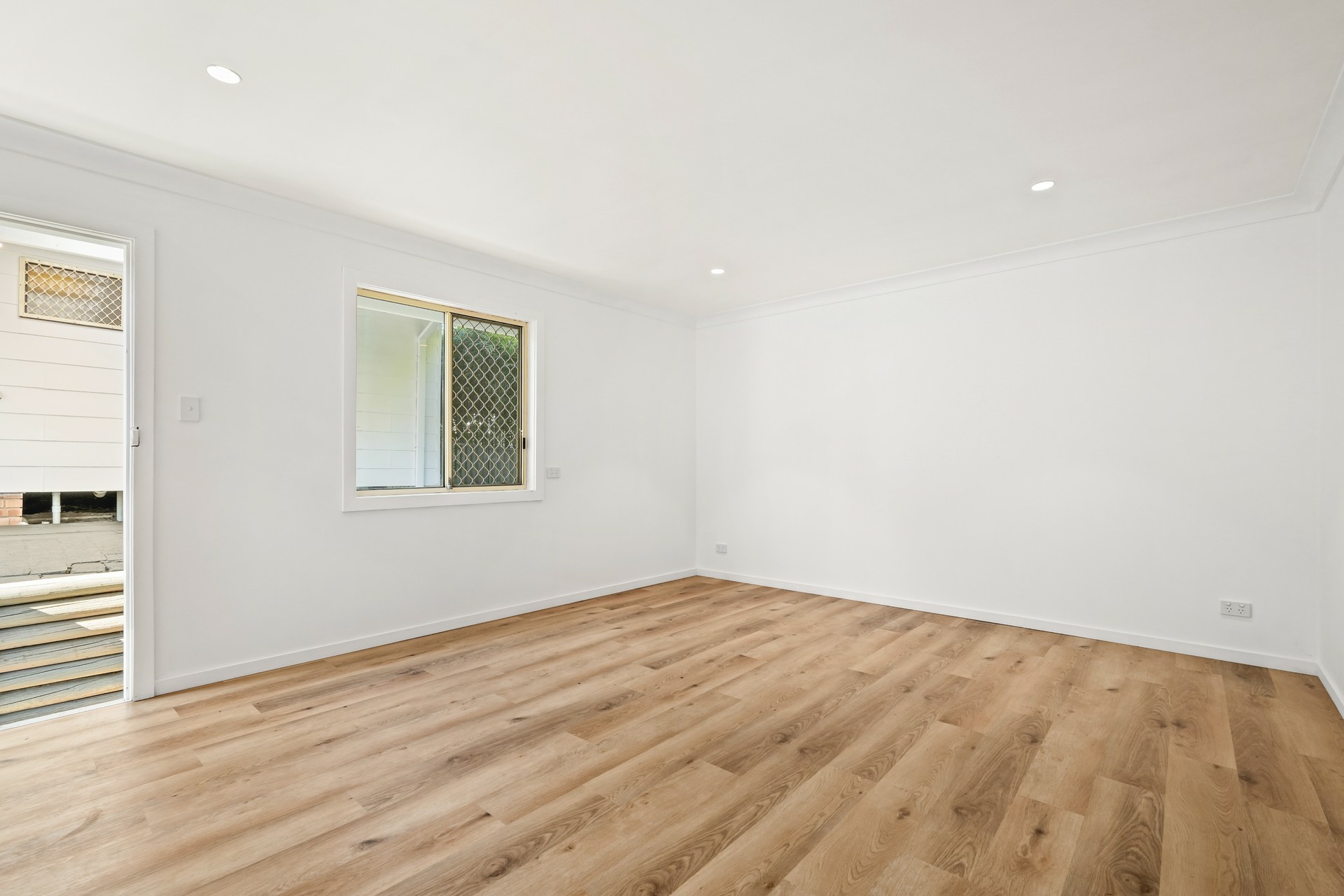 82 Lowanna Avenue, FORRESTERS BEACH