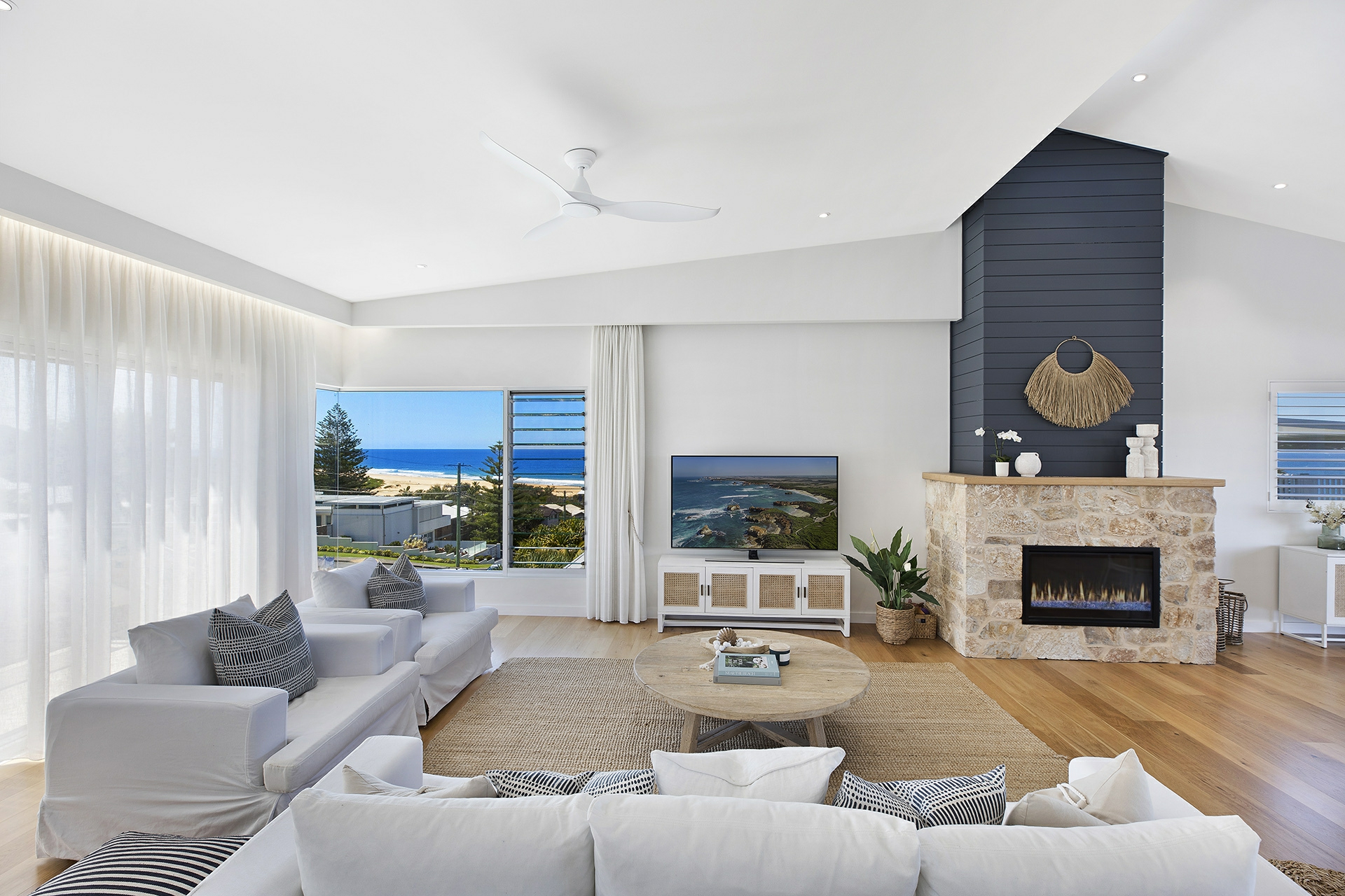 20 Dover Road, WAMBERAL