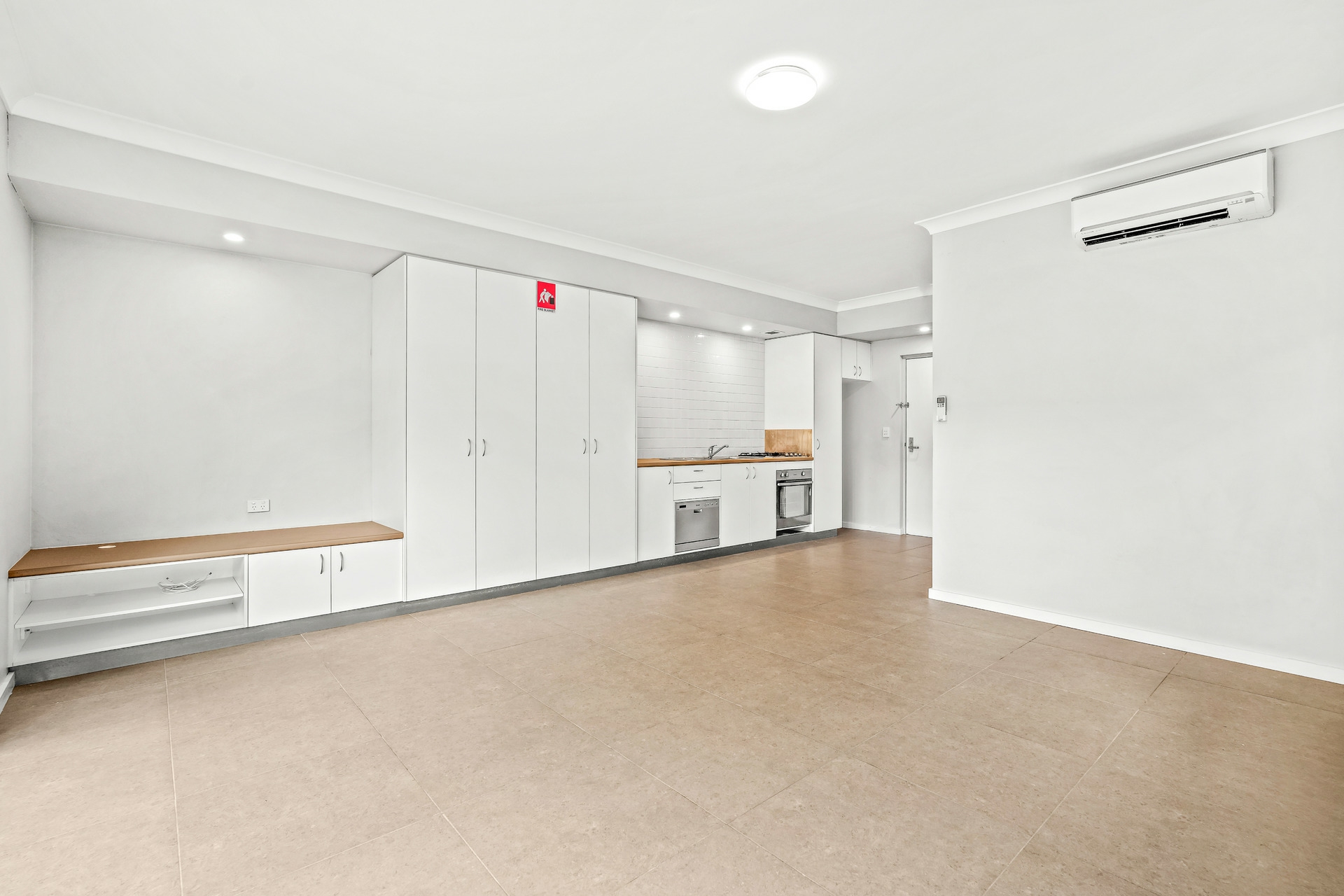 2/21 Jarrett Street, NORTH GOSFORD