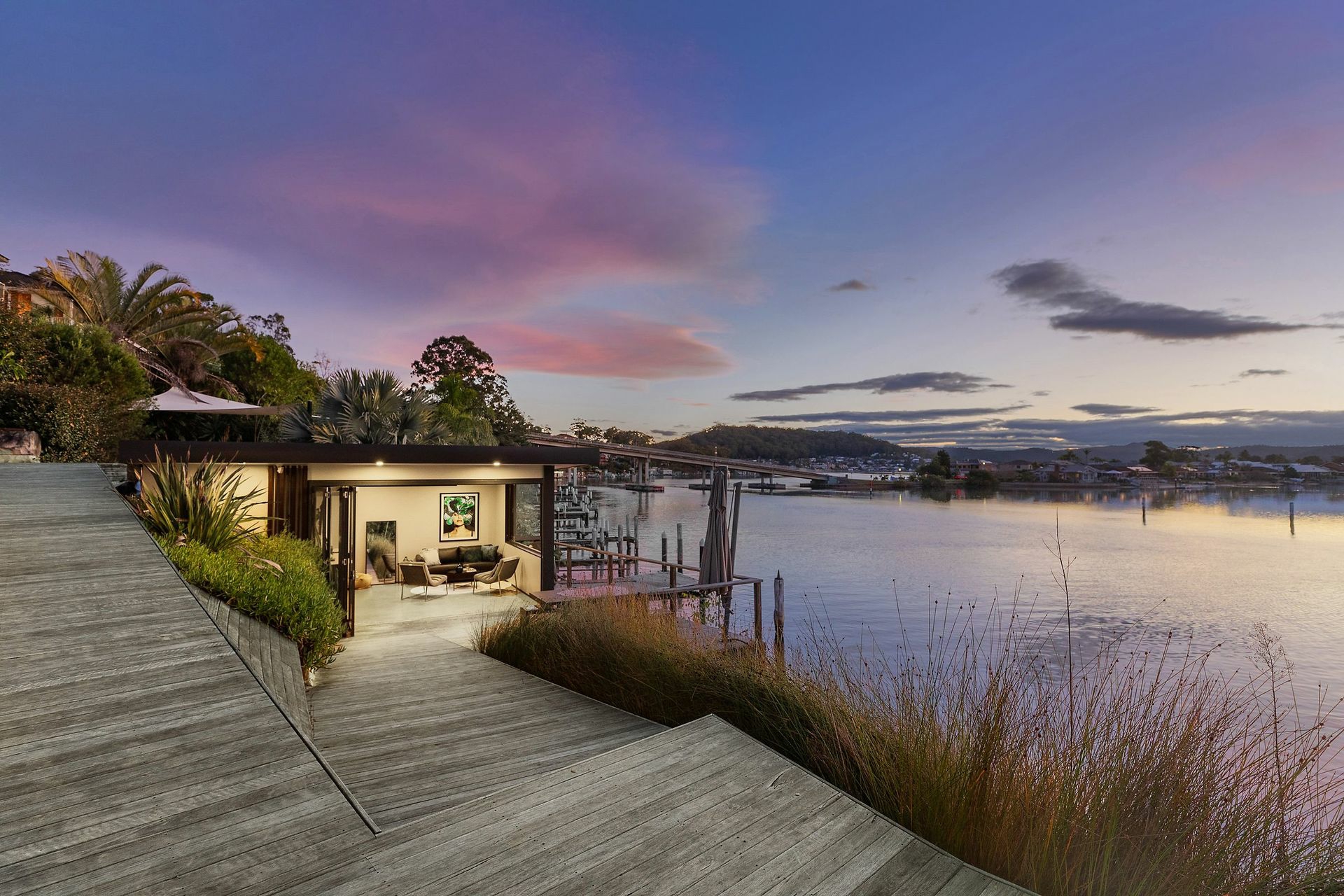19 Empire Bay Drive, DALEYS POINT