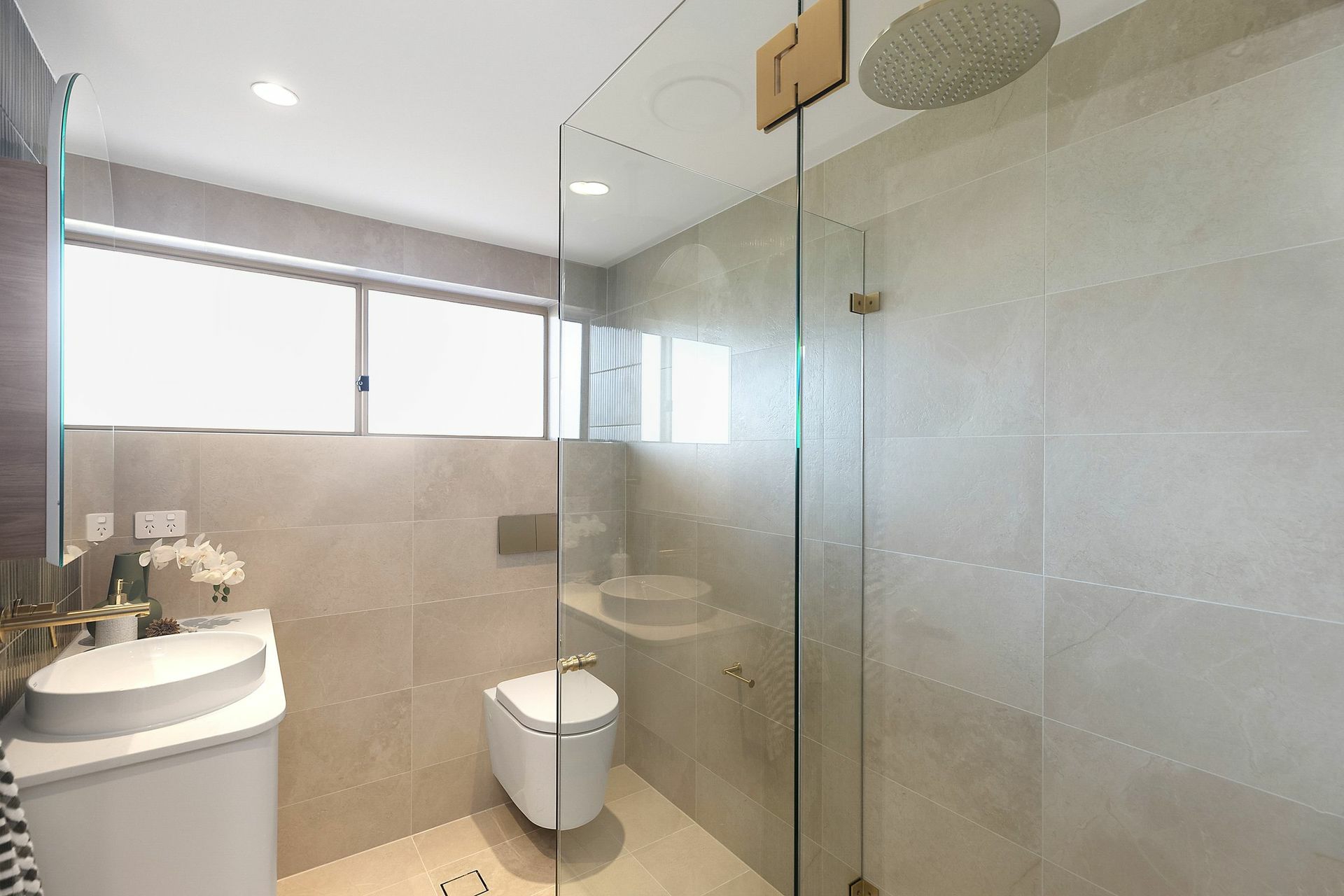 4/12 Terrigal Esplanade, TERRIGAL
