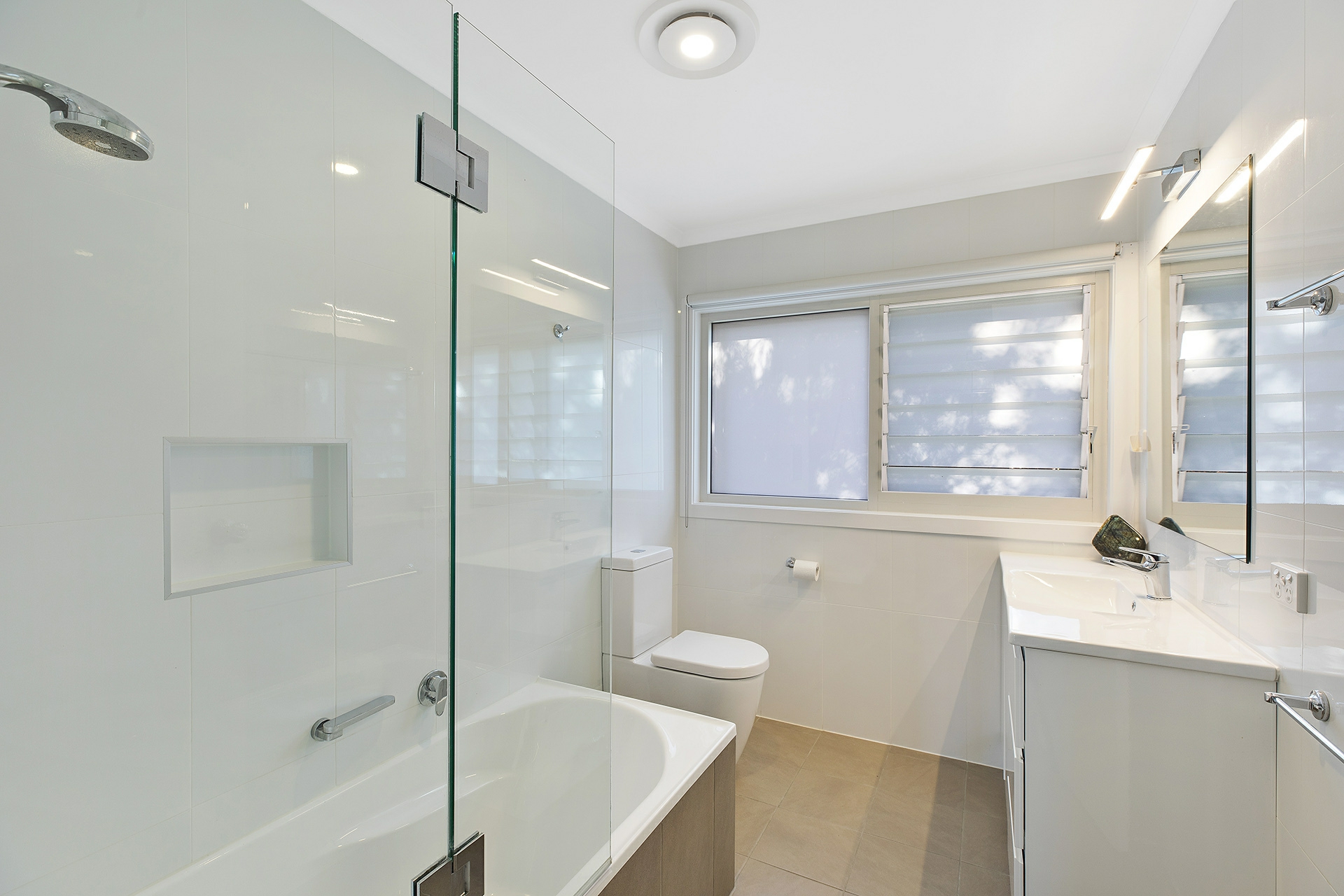 98 Blue Bell Drive, WAMBERAL