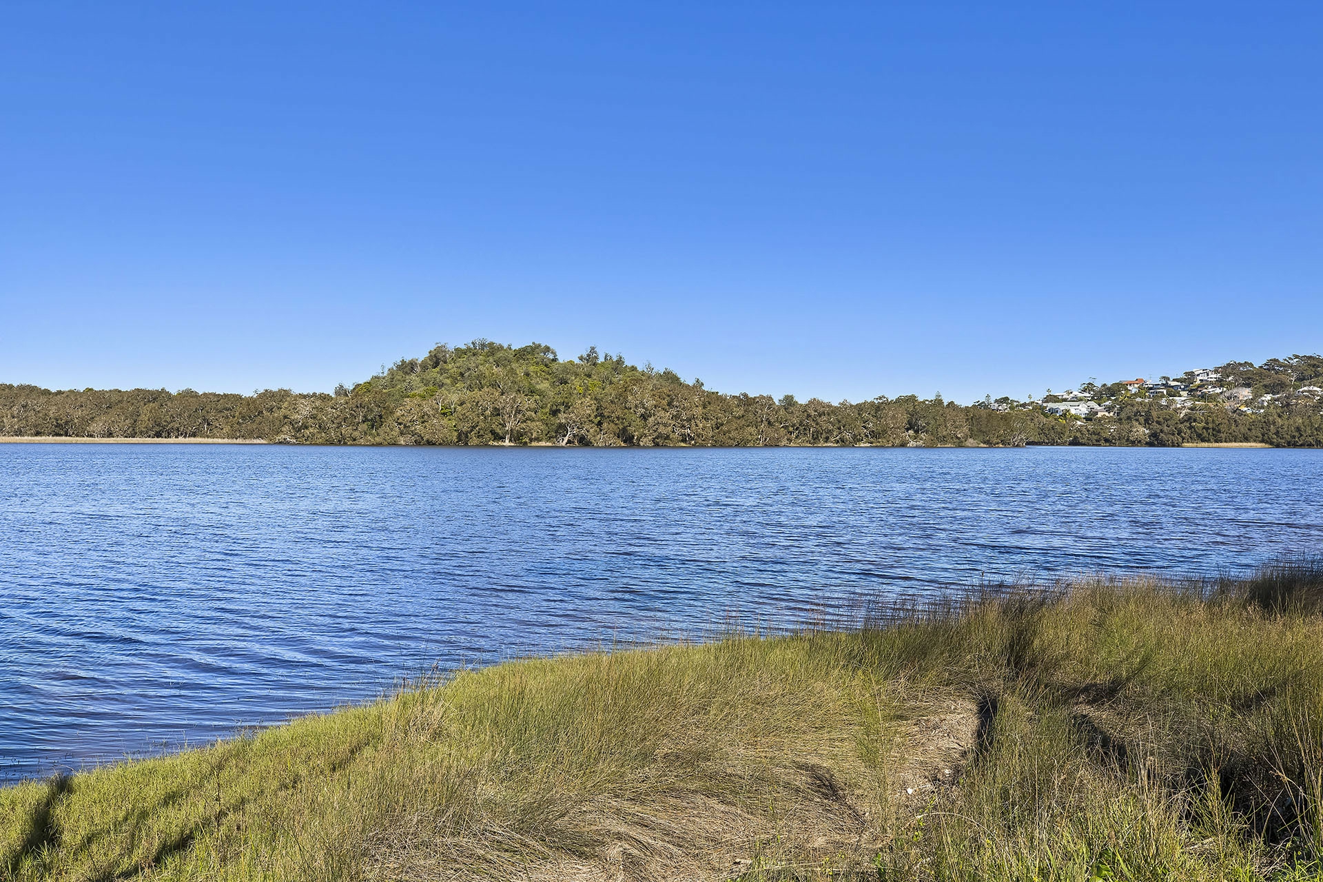 98 Blue Bell Drive, WAMBERAL