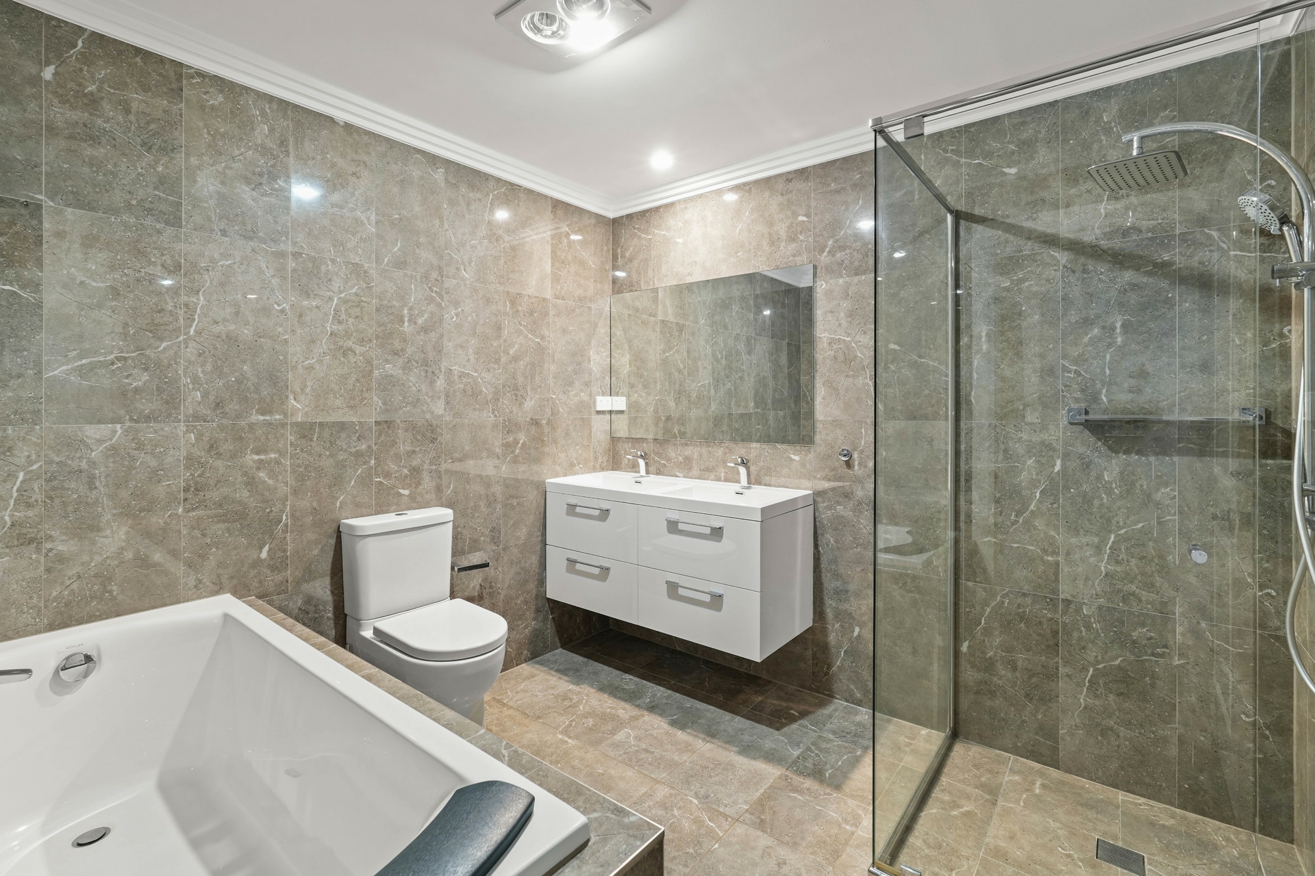 2/3 Tiarri Crescent, TERRIGAL