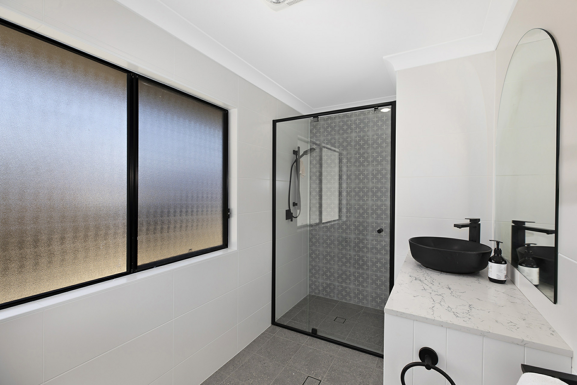 2/18 Nirvana Street, LONG JETTY