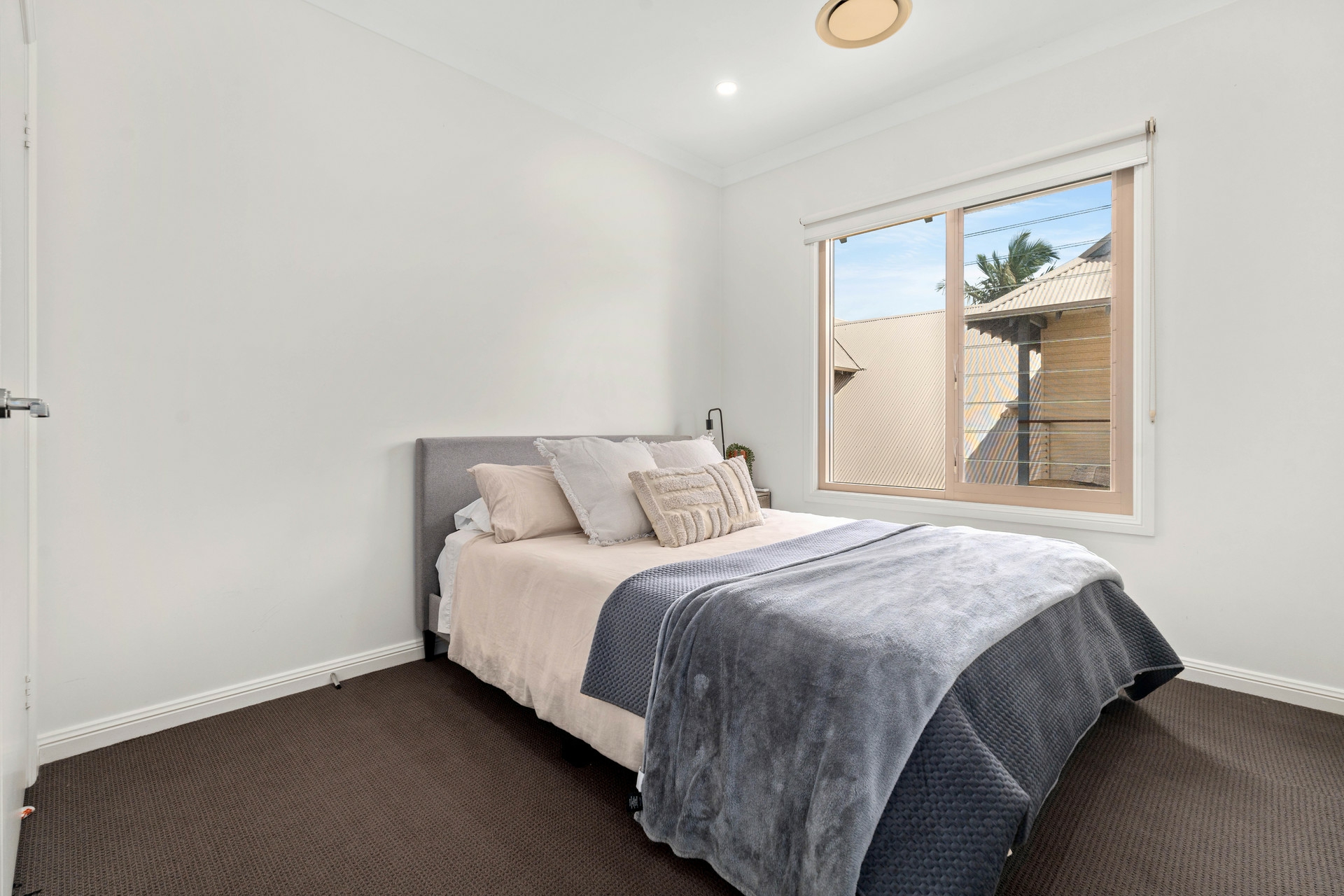 27/41-55 Terrigal Drive, TERRIGAL