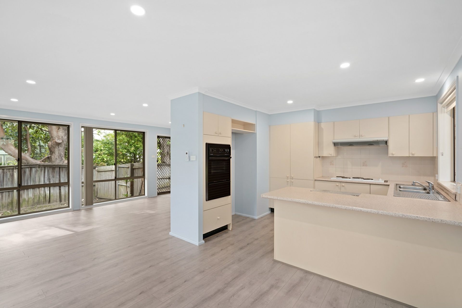2/83 Willoughby Road, TERRIGAL