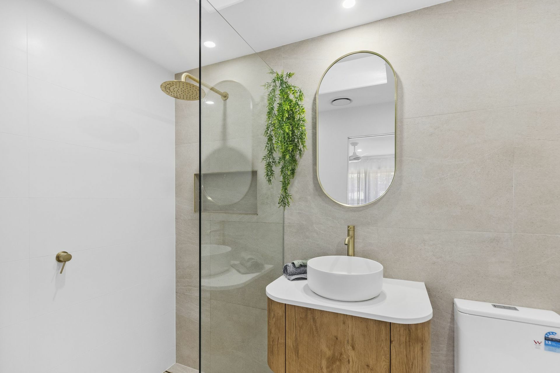 1/96 Willoughby Road, TERRIGAL