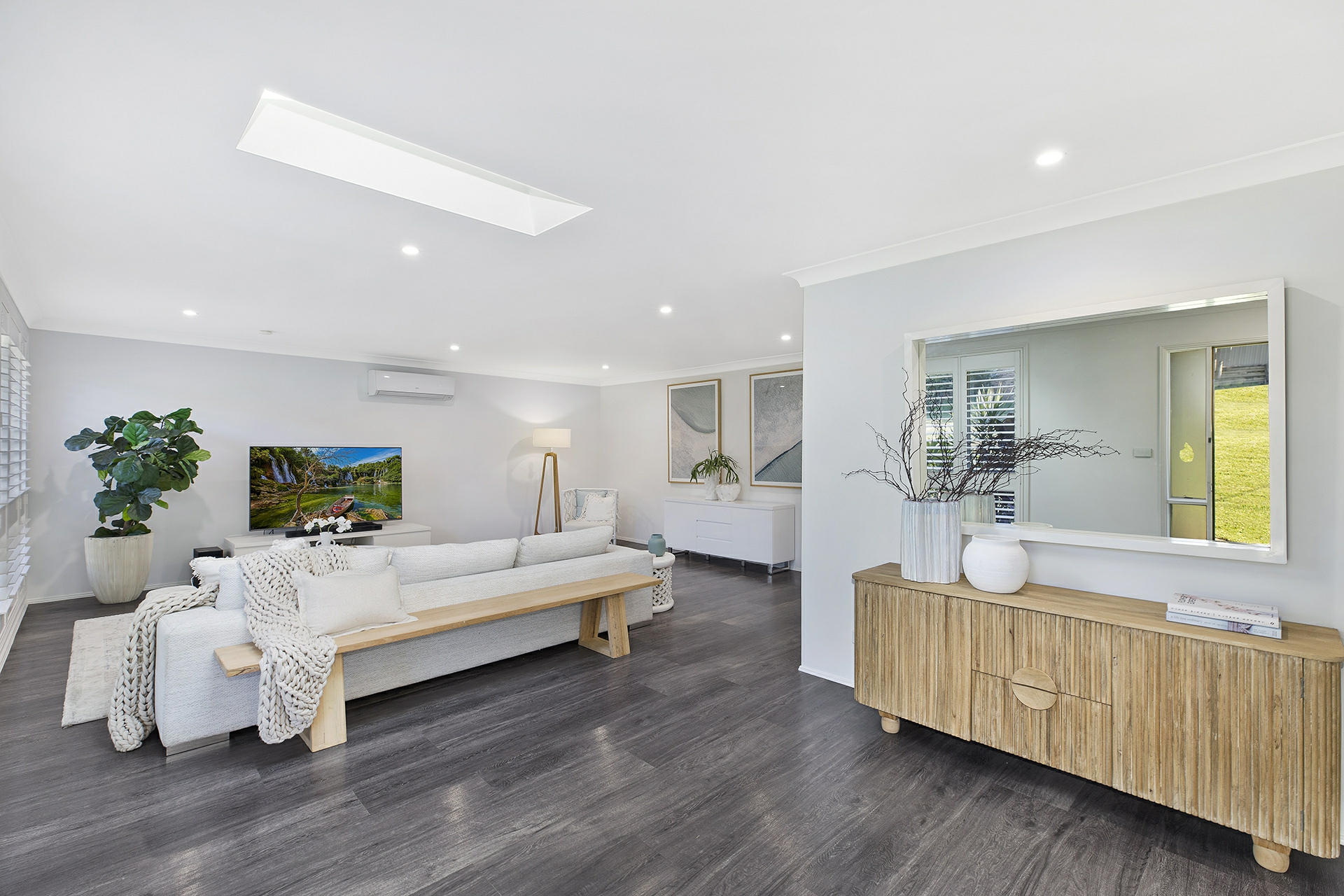 47 Dalgety Crescent, Green Point