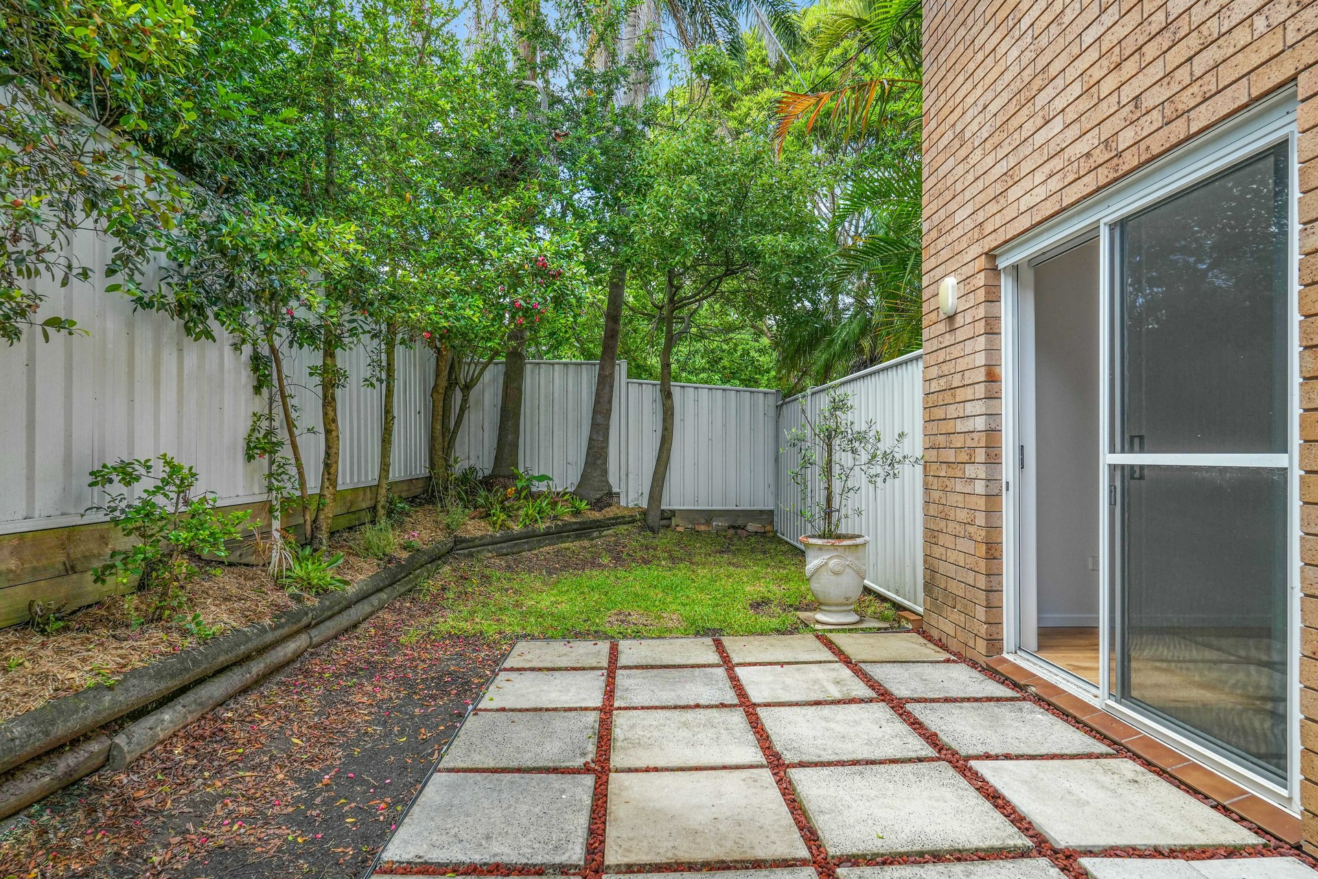 1/22 Wells Street, EAST GOSFORD
