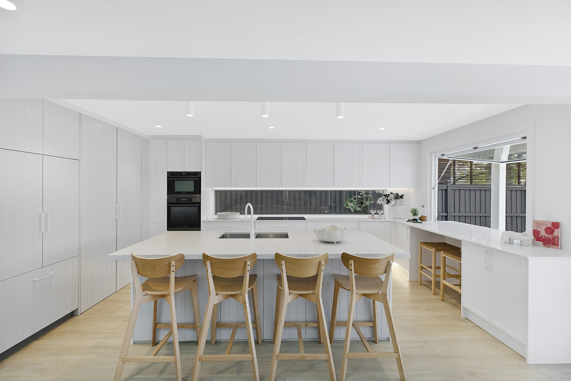 11 Grove Road, WAMBERAL