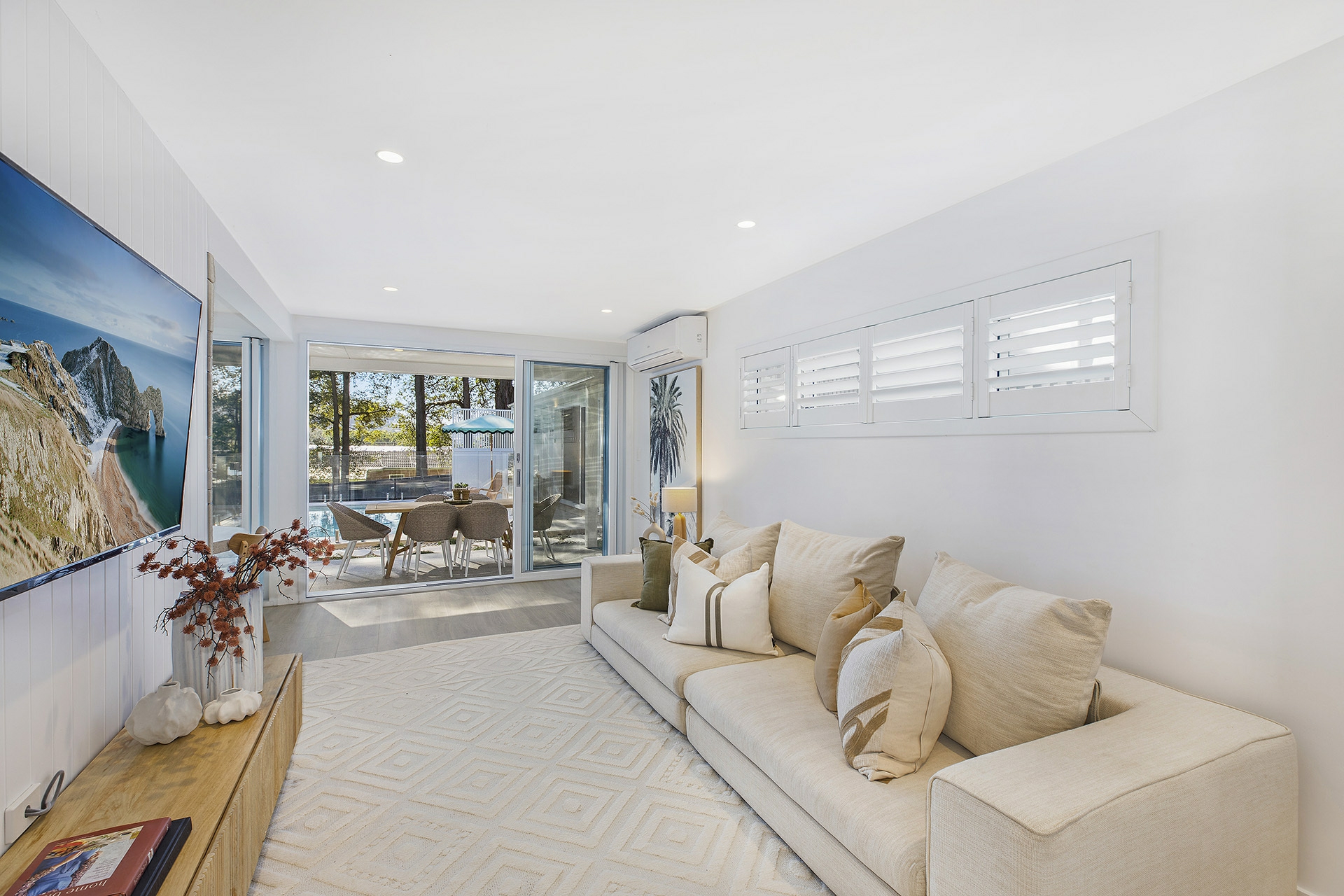 11 Grove Road, WAMBERAL