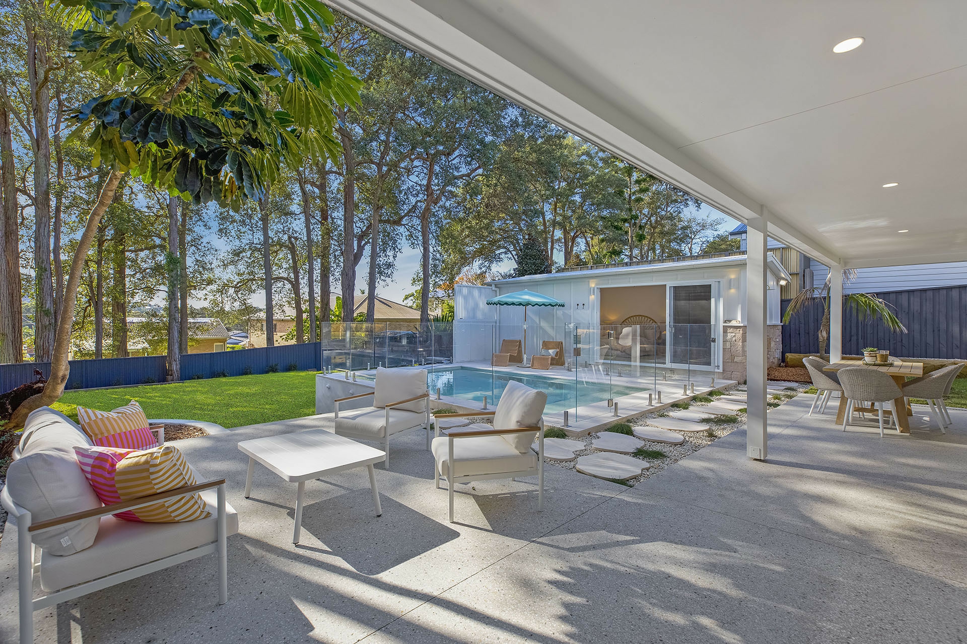 11 Grove Road, WAMBERAL