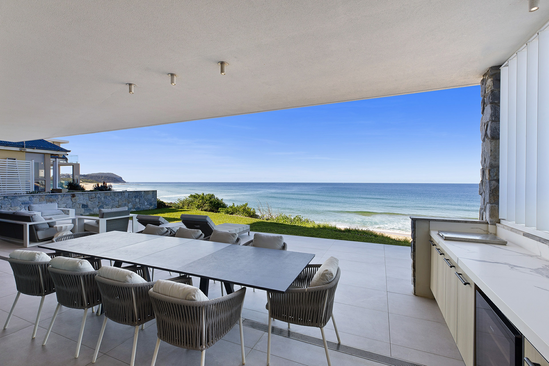 89 Ocean View Drive, WAMBERAL