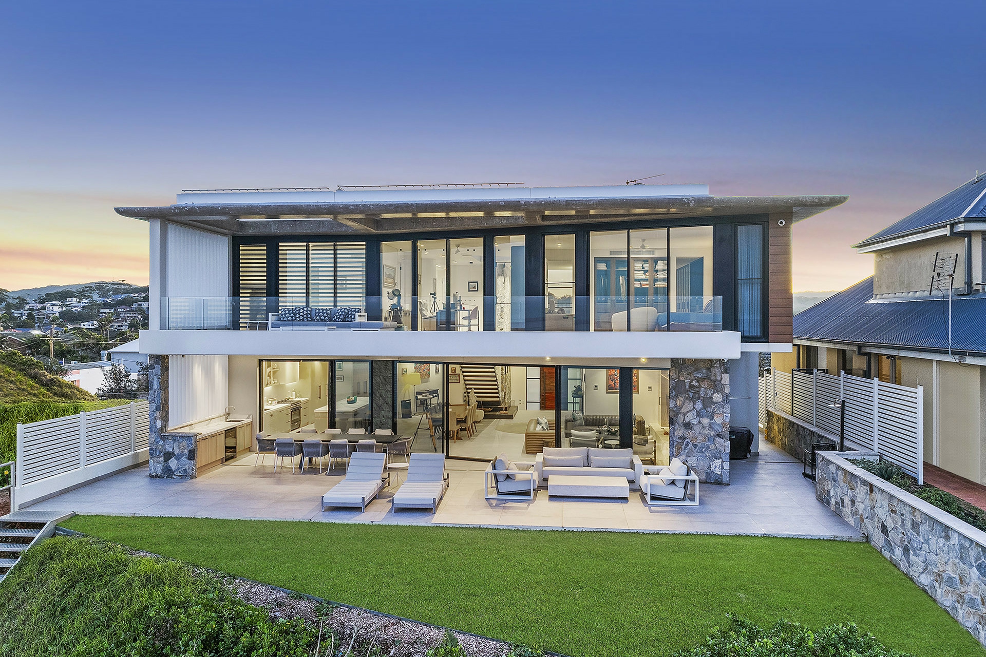 89 Ocean View Drive, WAMBERAL