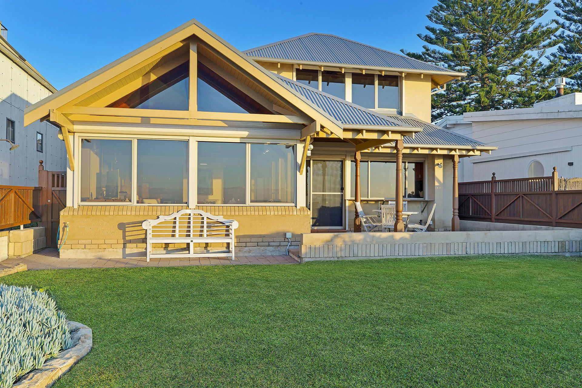 24 North Avoca Parade, North Avoca