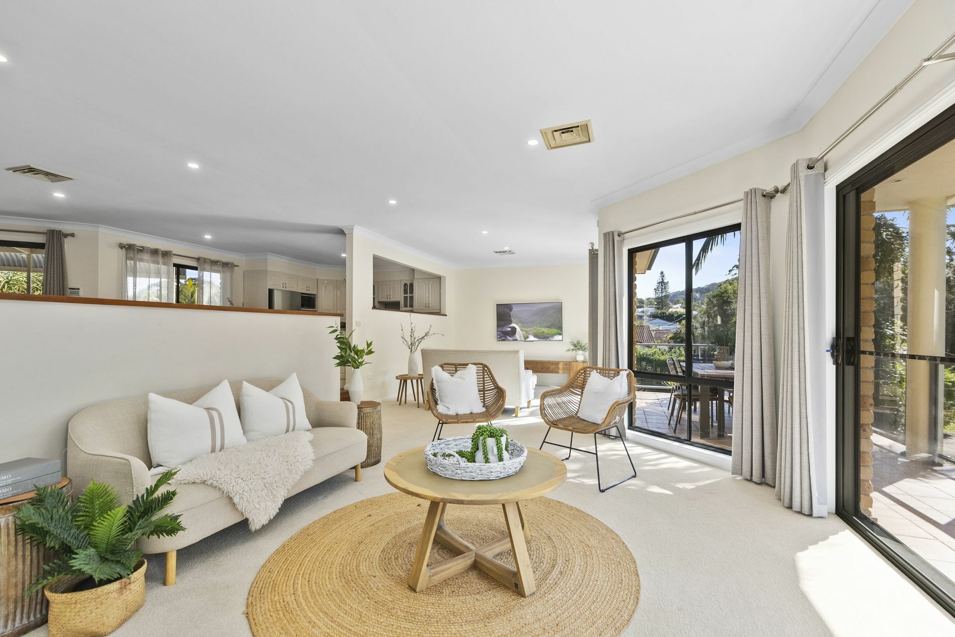 158 Ocean View Drive, WAMBERAL