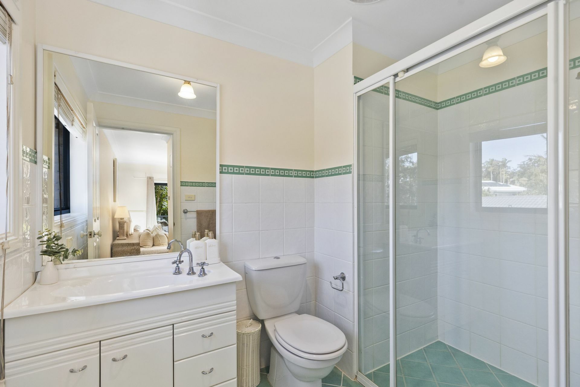 158 Ocean View Drive, WAMBERAL
