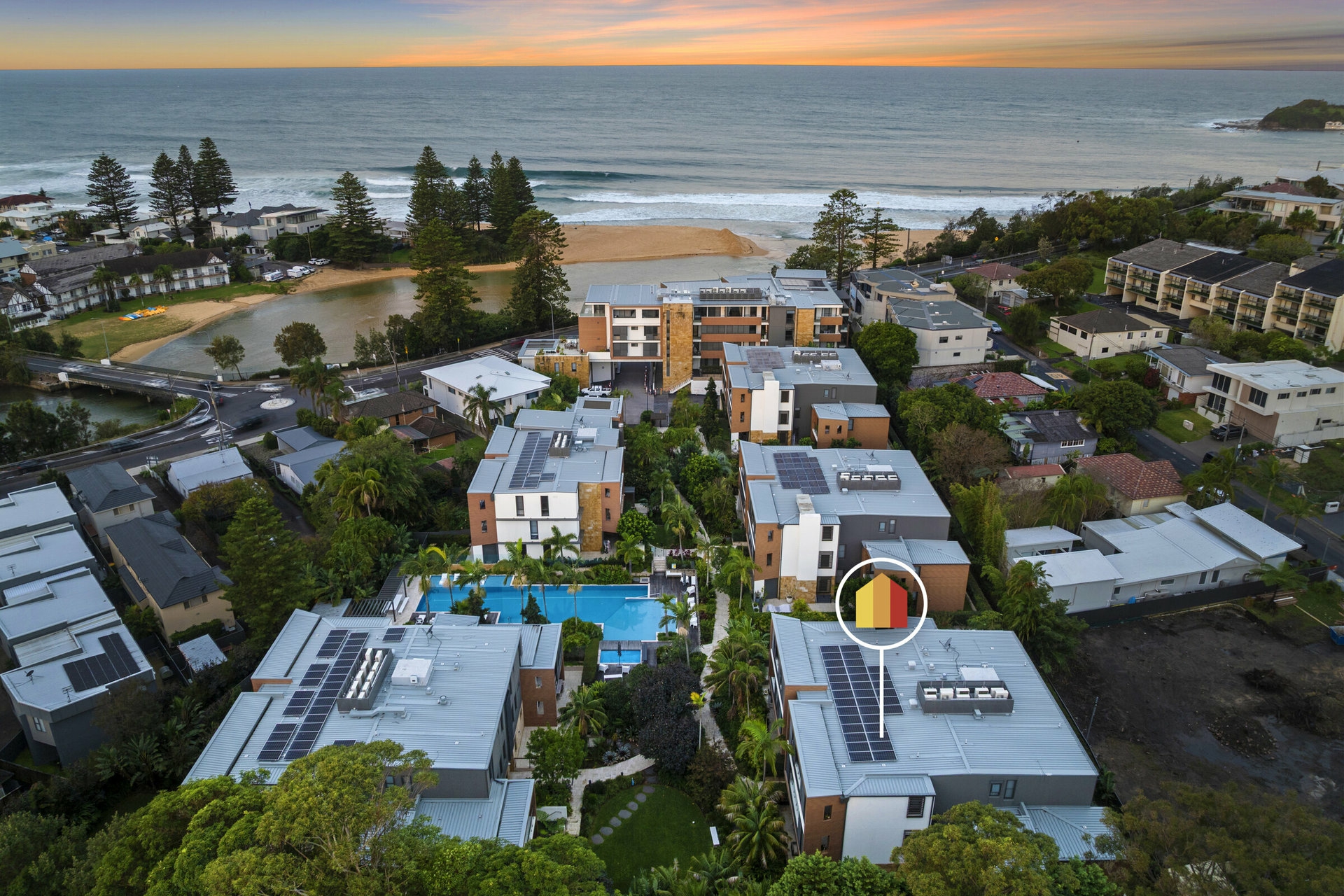 402/156D Terrigal Drive — photo 16 of 22
