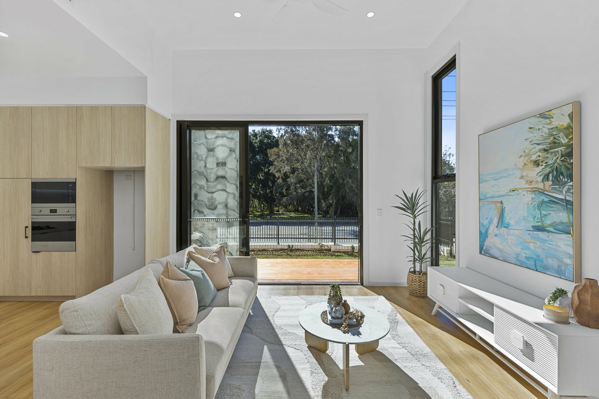 4/234 Terrigal Drive — photo 4 of 18