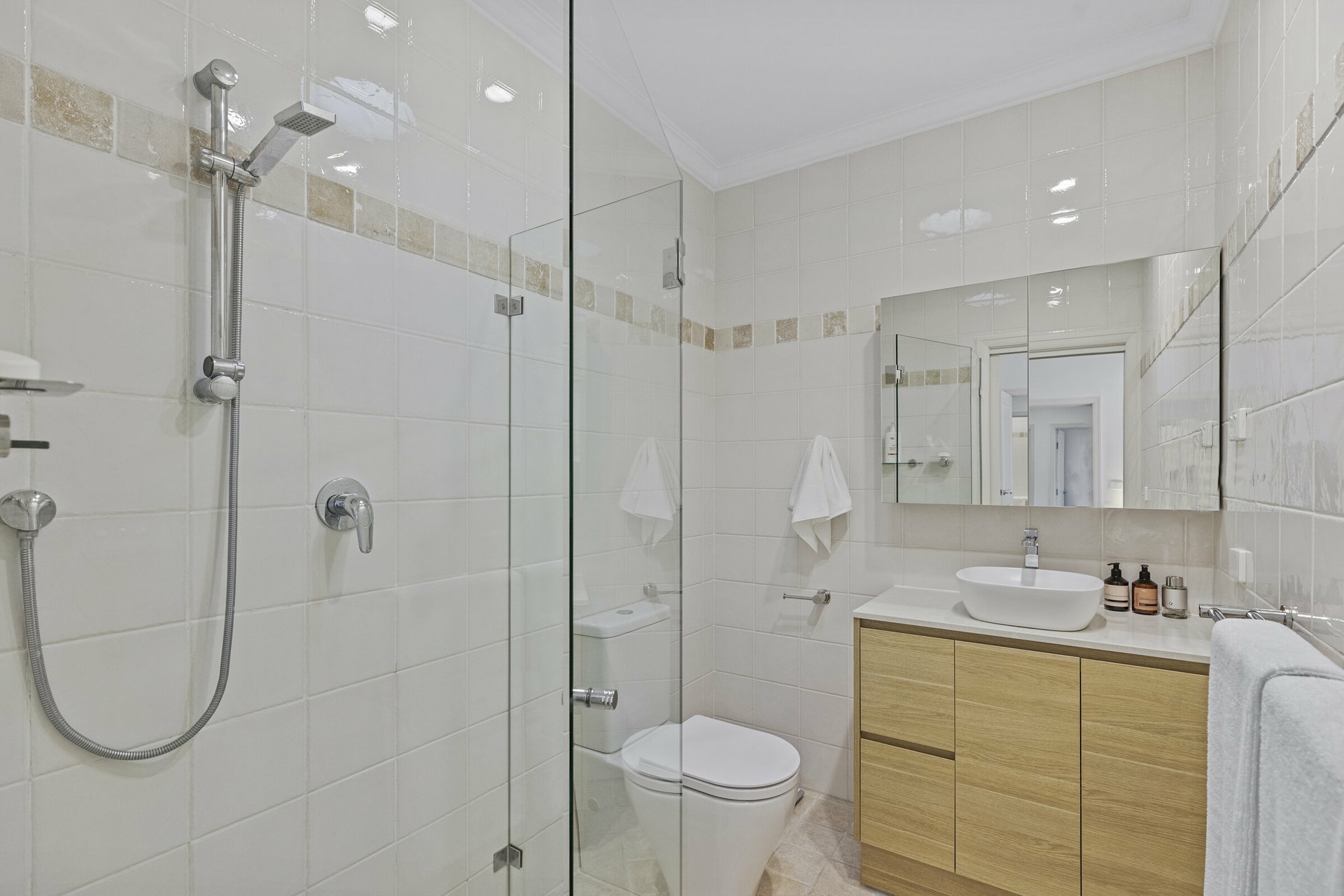 6/184-190 Terrigal Drive — photo 14 of 20