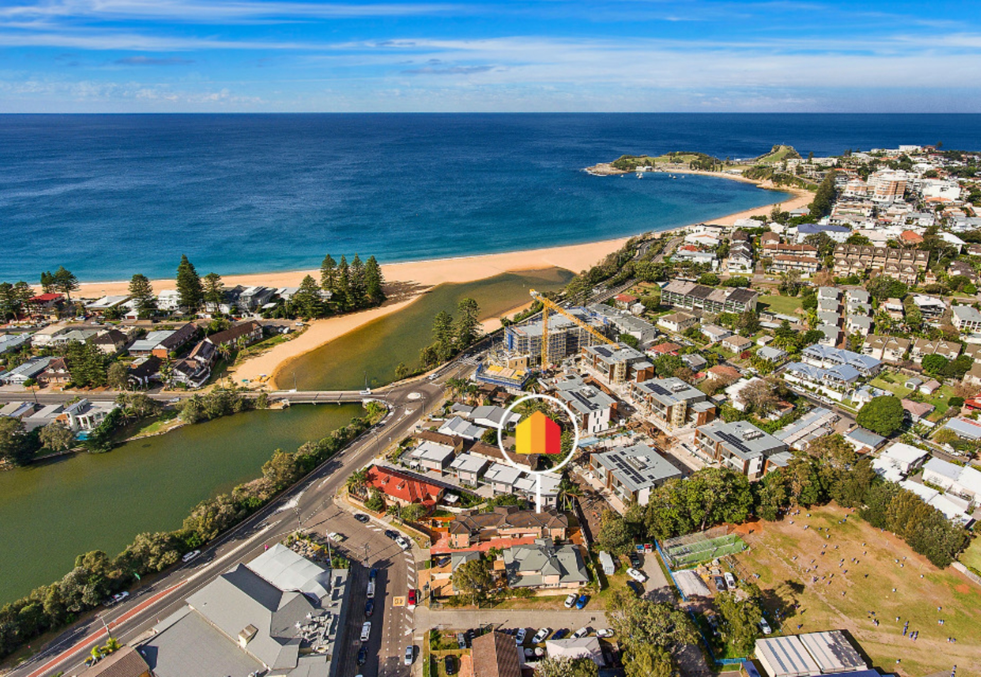2/4 Havenview Road — photo from LJ Hooker Terrigal
