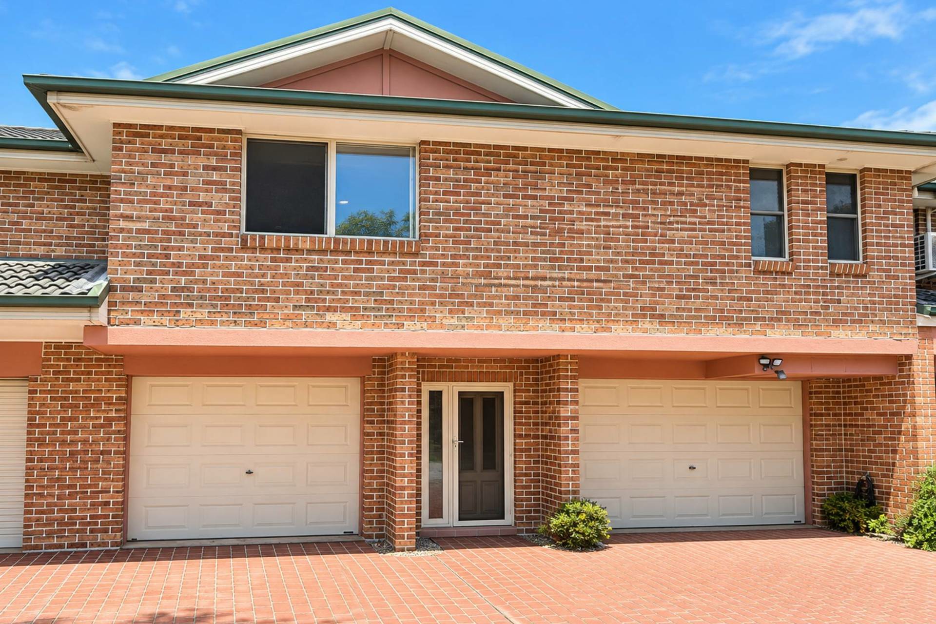 2/4 Havenview Road — photo 9 of 9