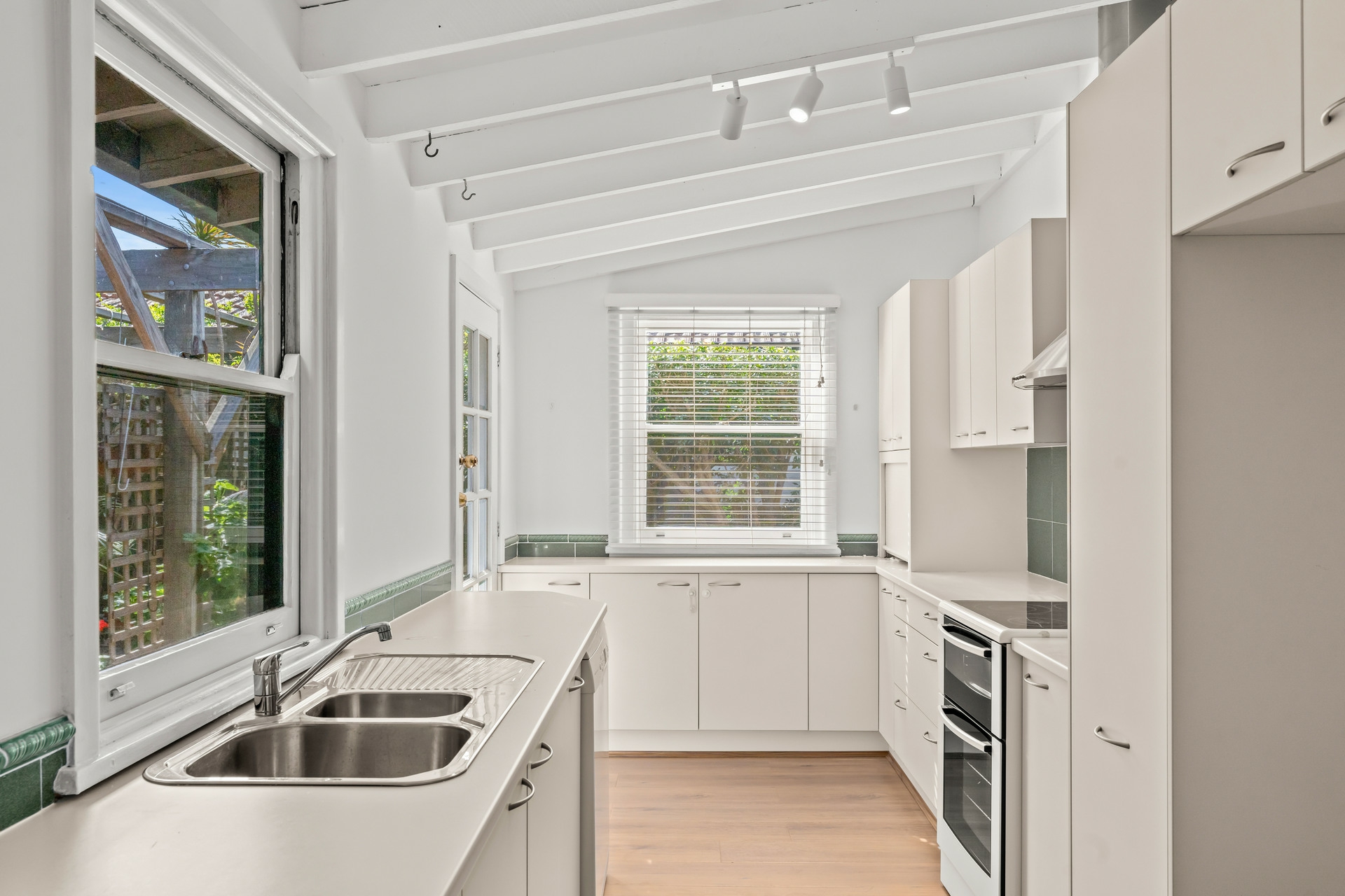 56 Albany Street — photo 7 of 11