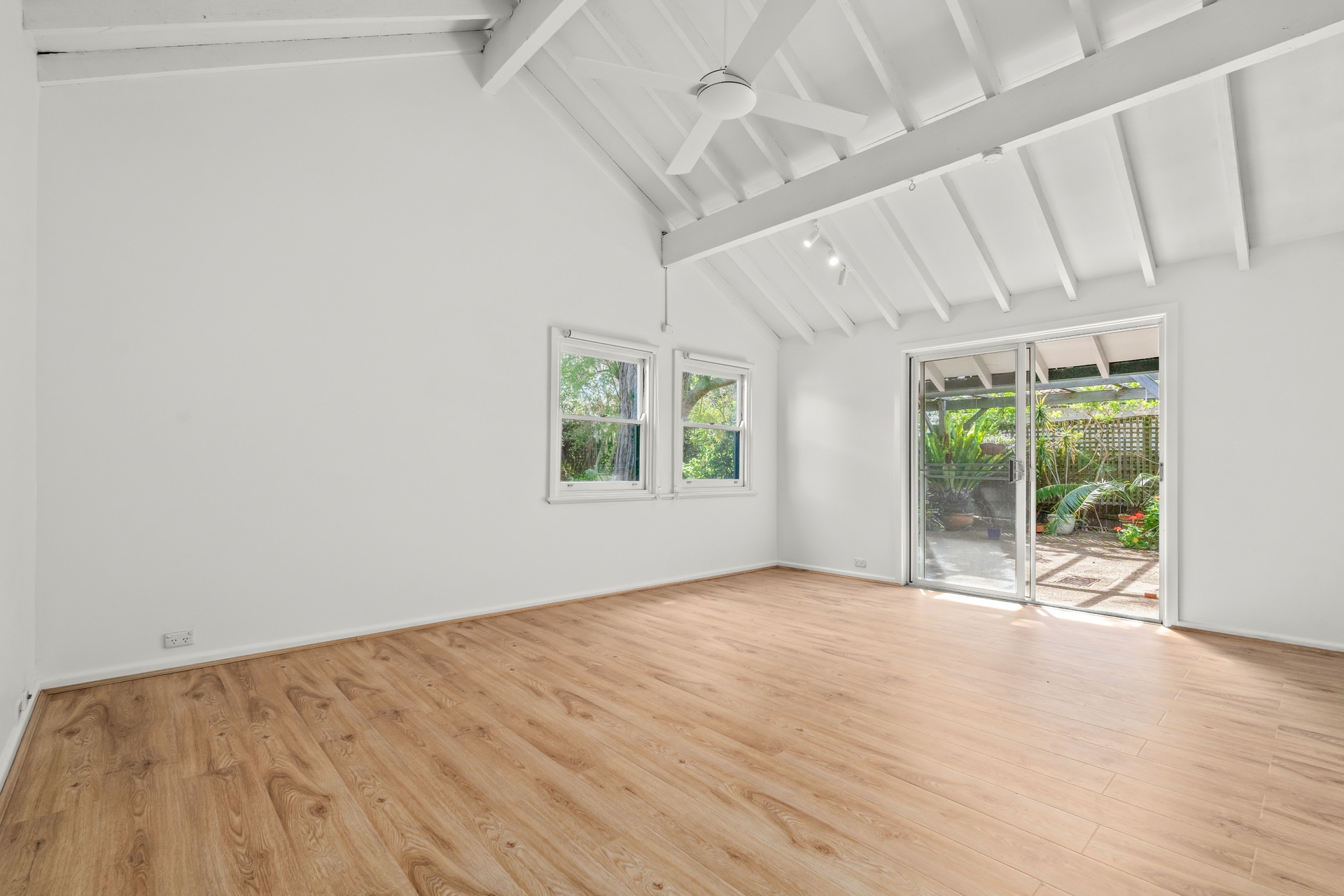 56 Albany Street — photo 8 of 11