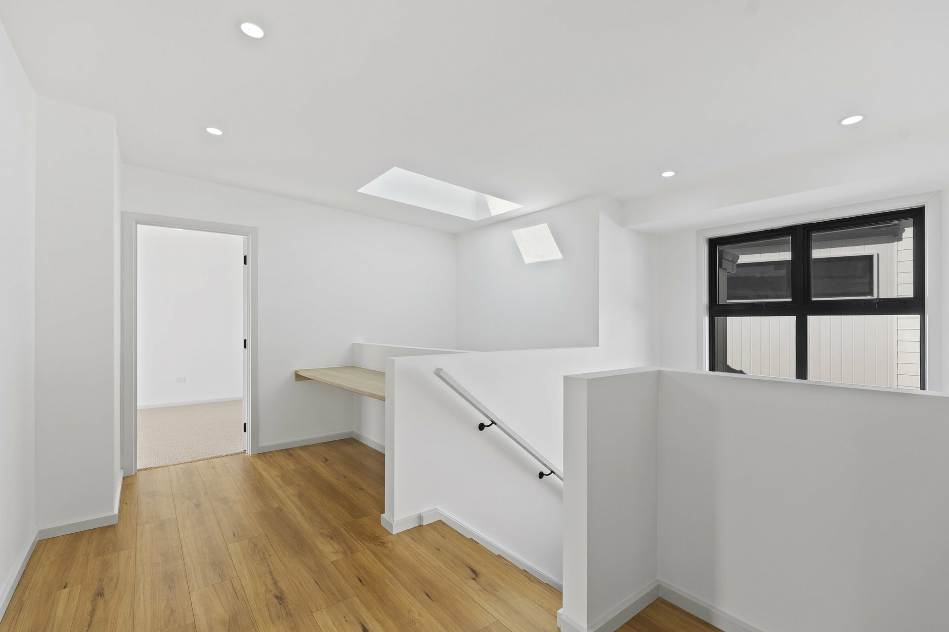 1-6/234 Terrigal Drive — photo 12 of 12