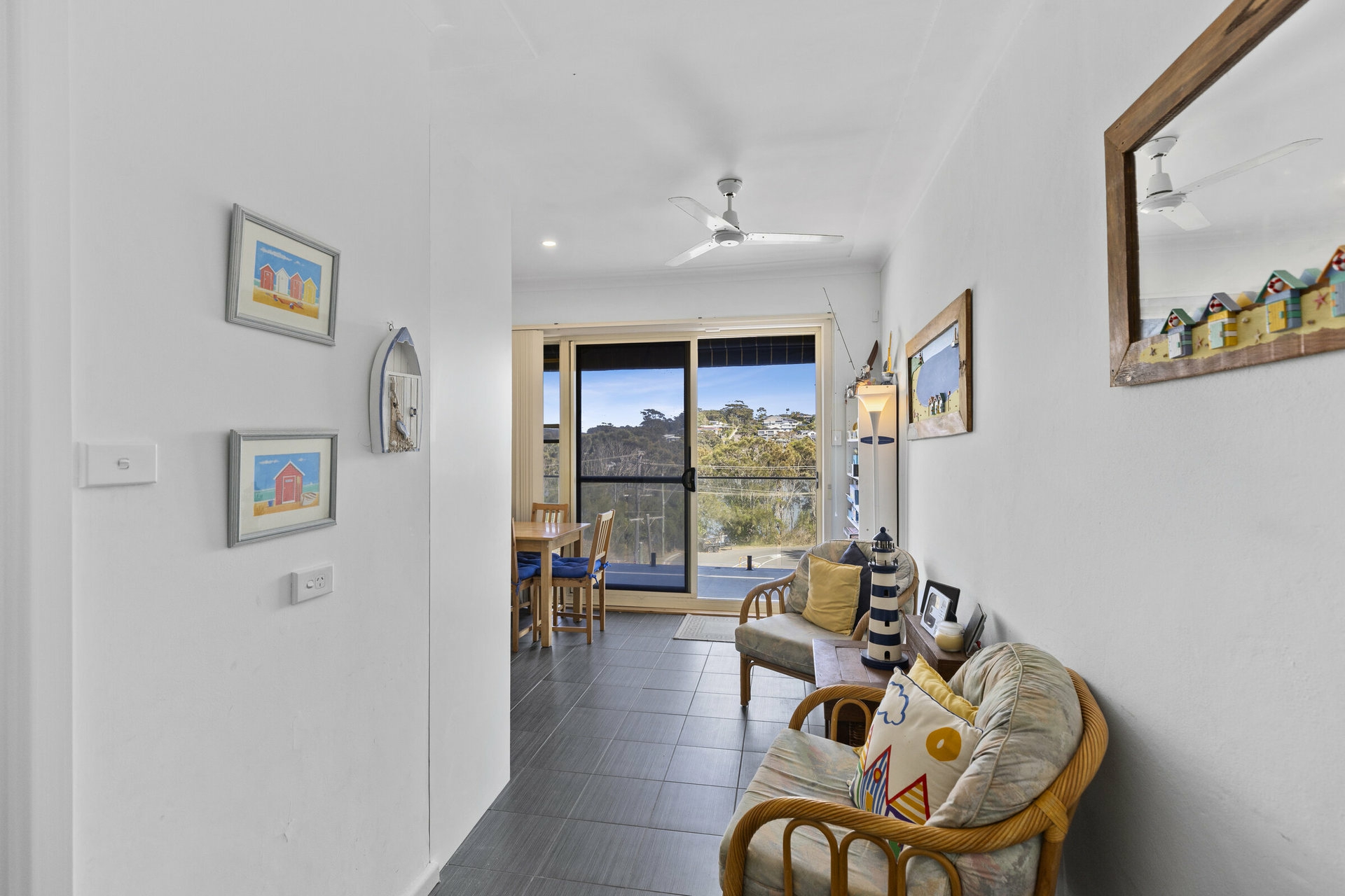 12/37 Ocean View Drive — photo 6 of 15