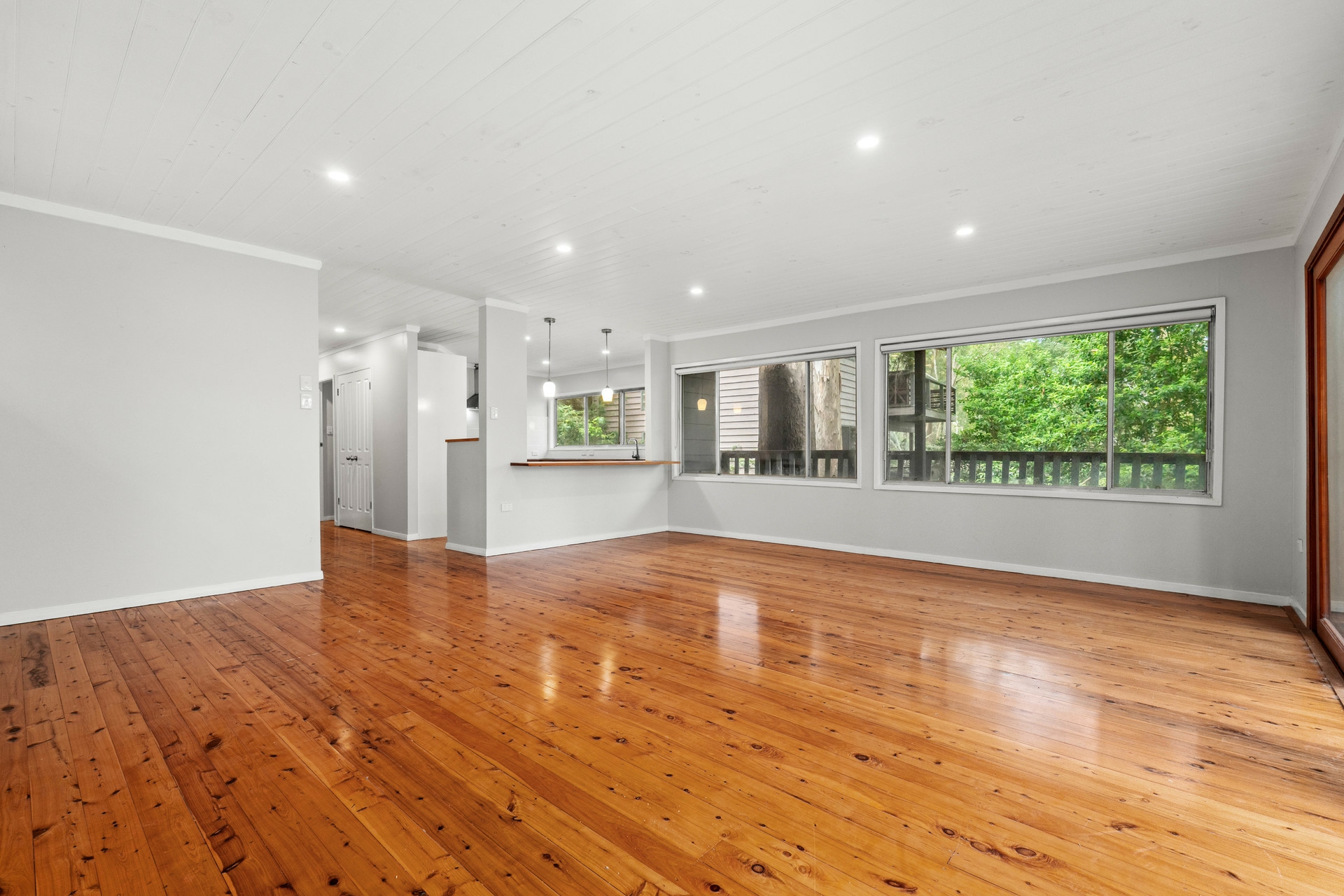 5 Francis Road — photo 2 of 7
