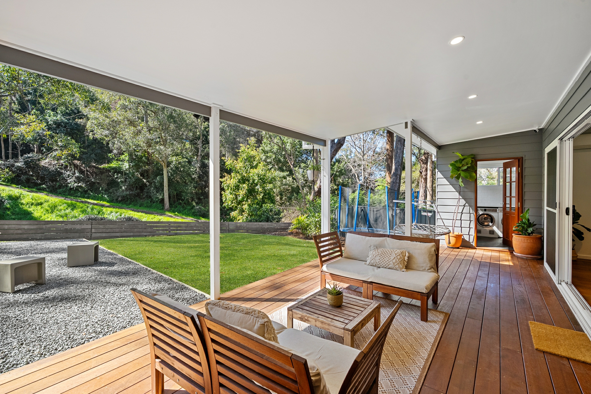 9 Kenneth Avenue — photo 6 of 13