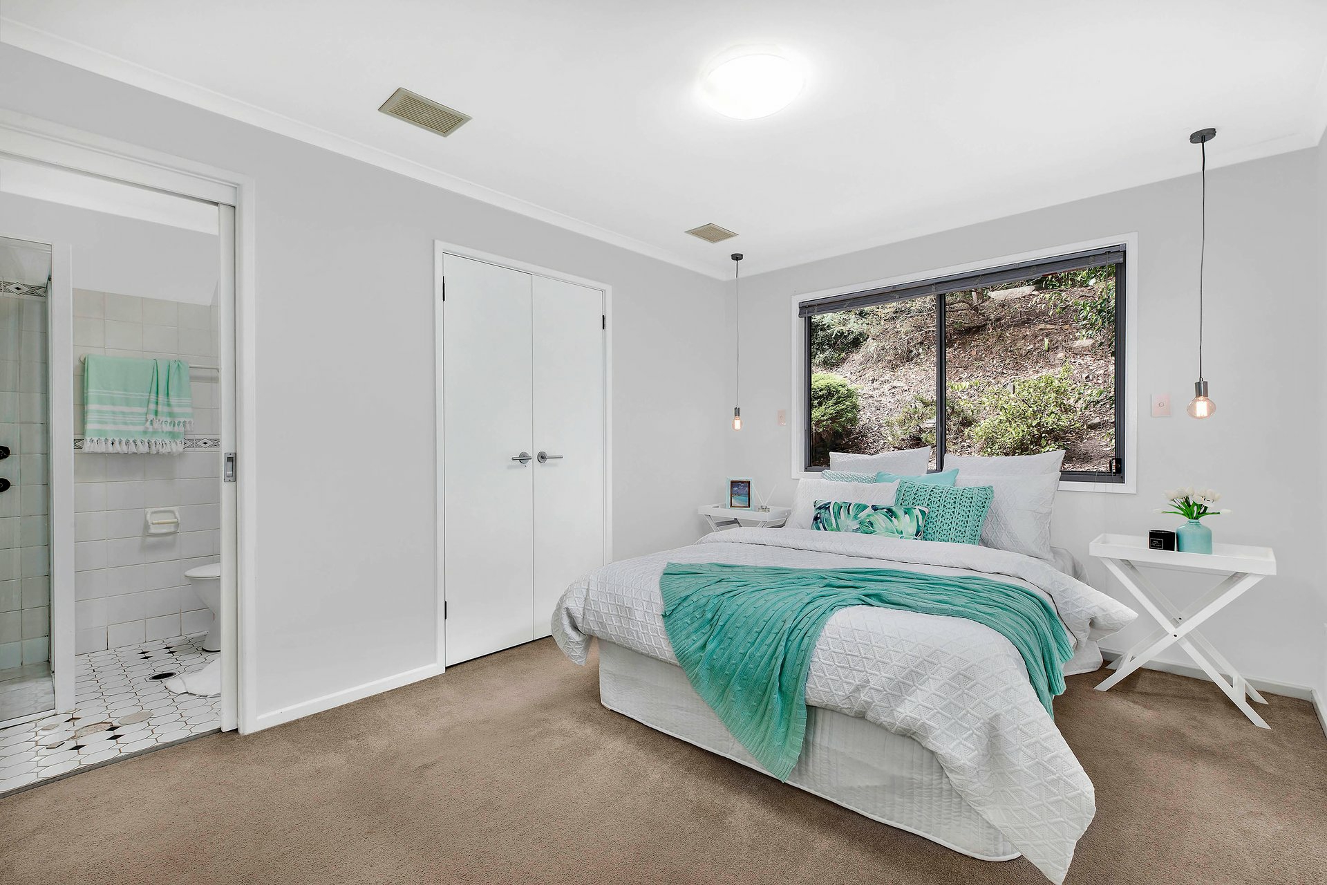 42 Riviera Avenue — photo 9 of 14