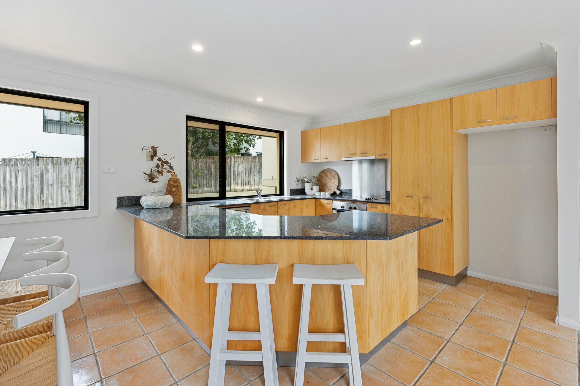 3/19 Campbell Crescent — photo 4 of 14