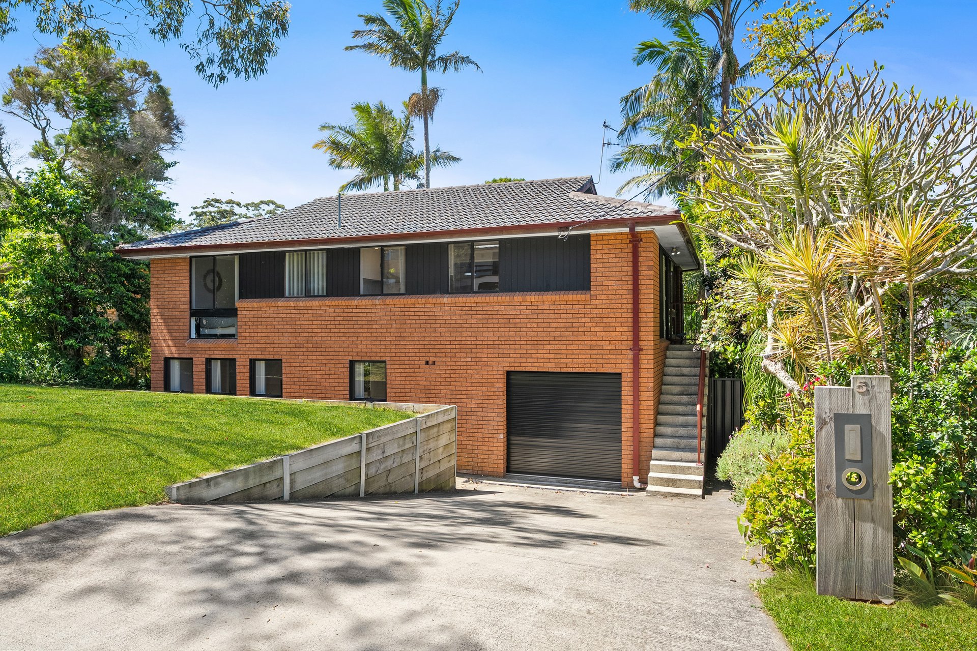5 Mawarra Road — photo from LJ Hooker Terrigal