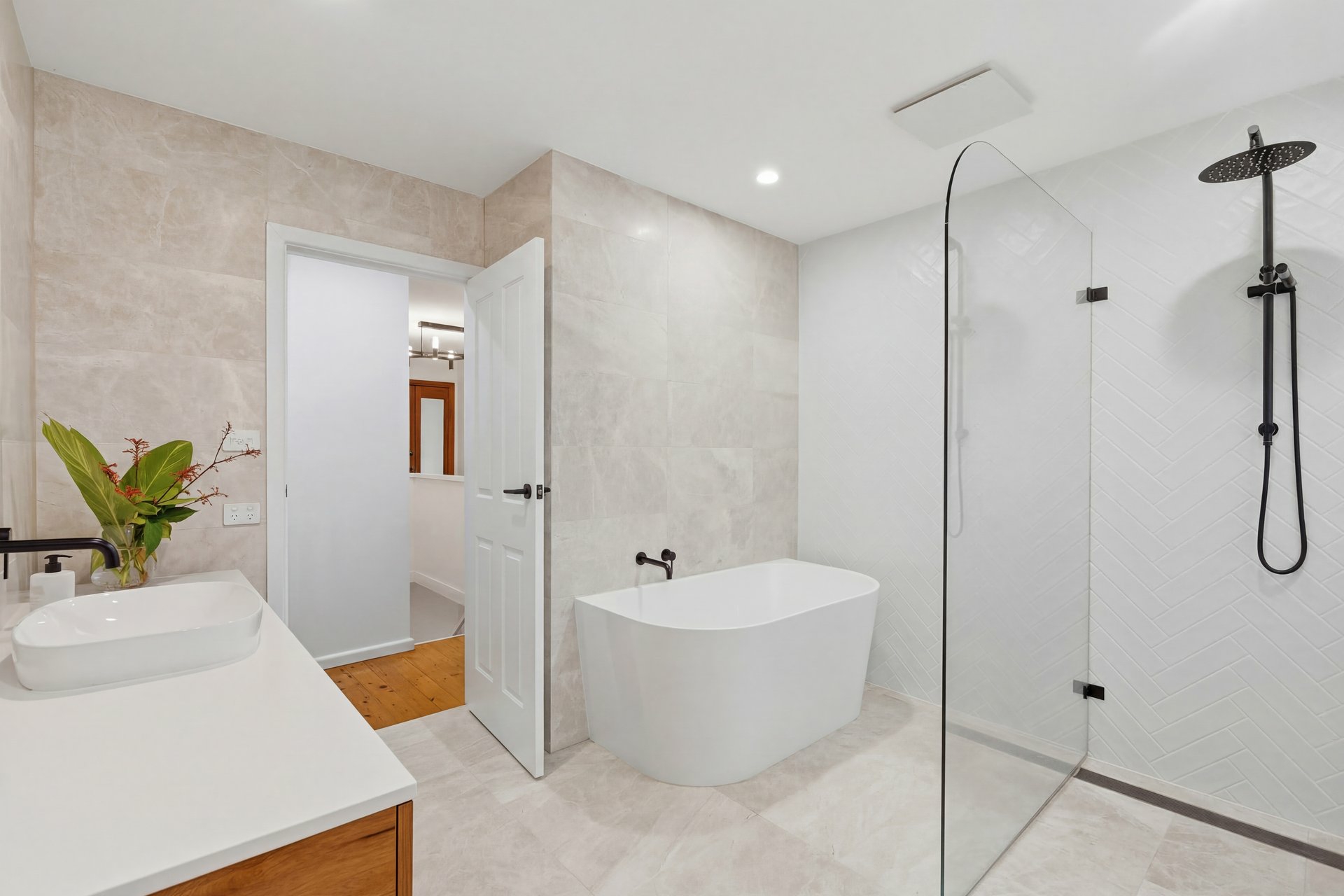 32 Yeramba Crescent — photo 4 of 13