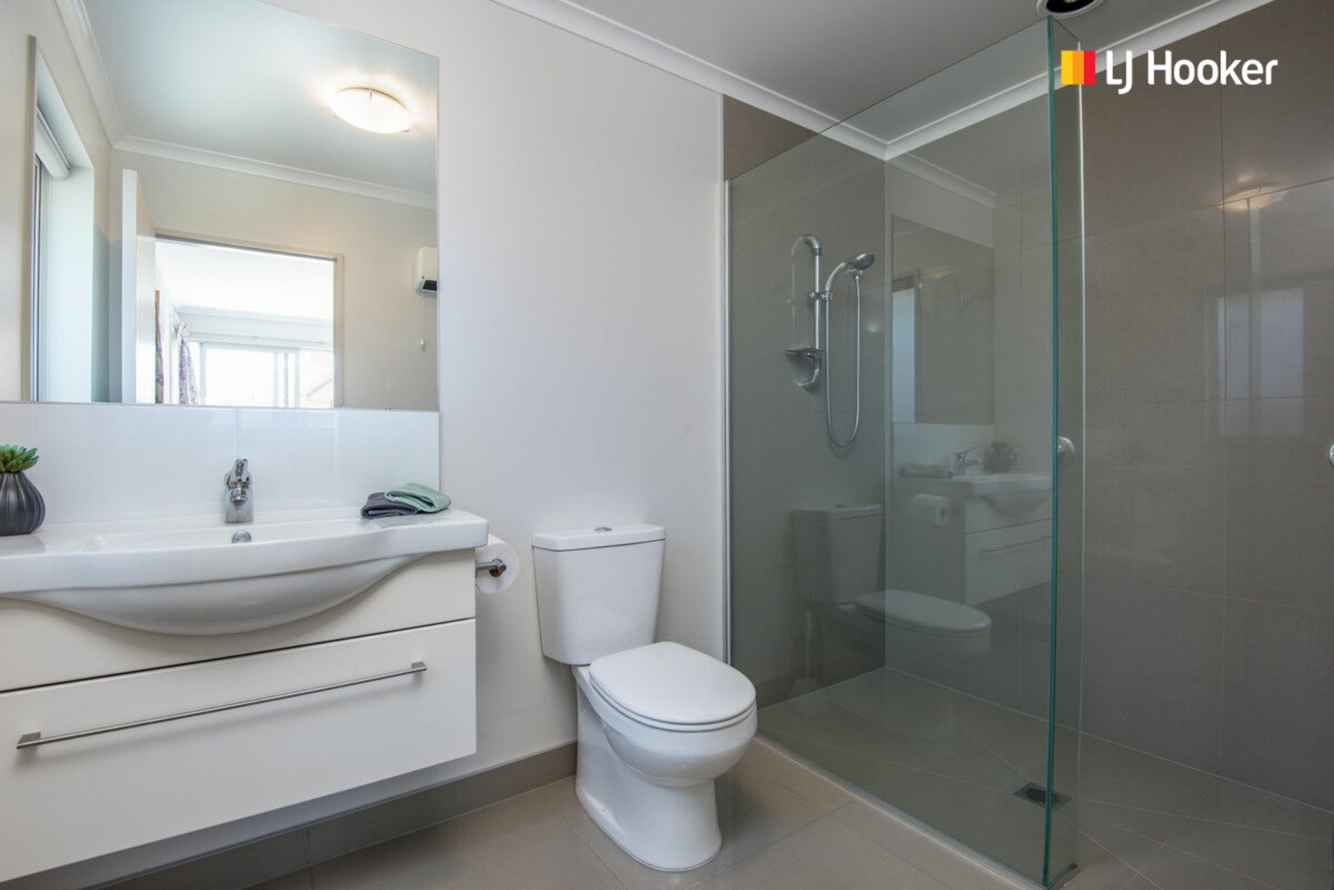 167 Factory Road, MOSGIEL