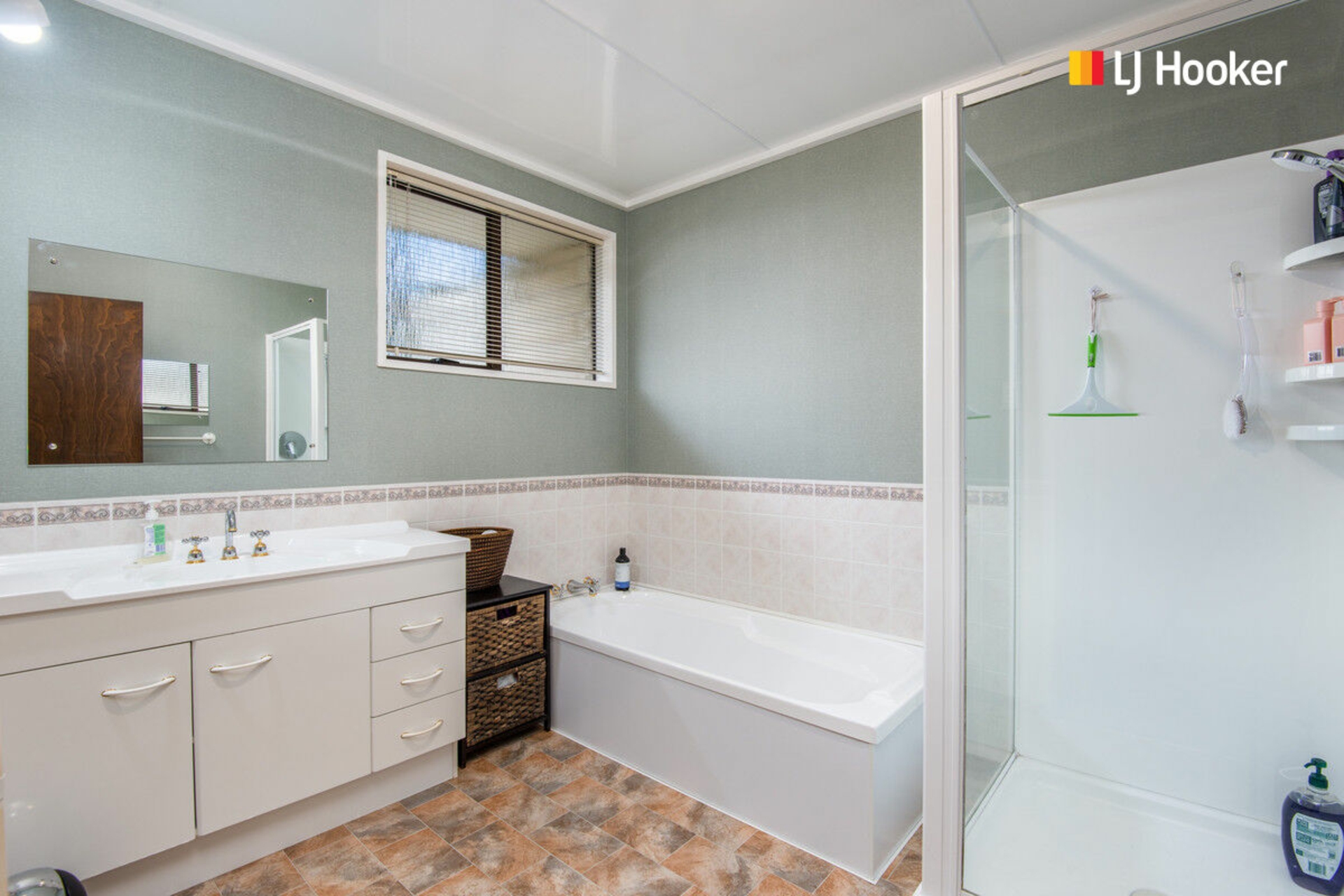 9 Cedar Crescent, MOSGIEL