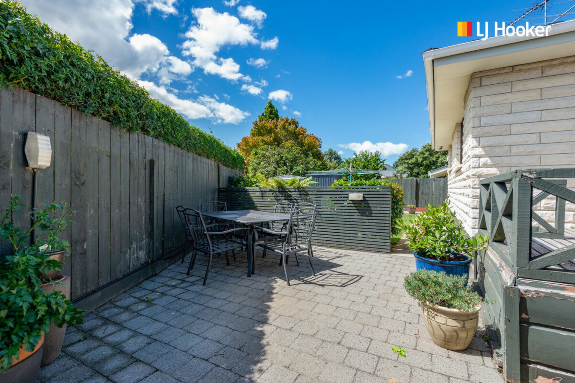 9 Cedar Crescent, MOSGIEL