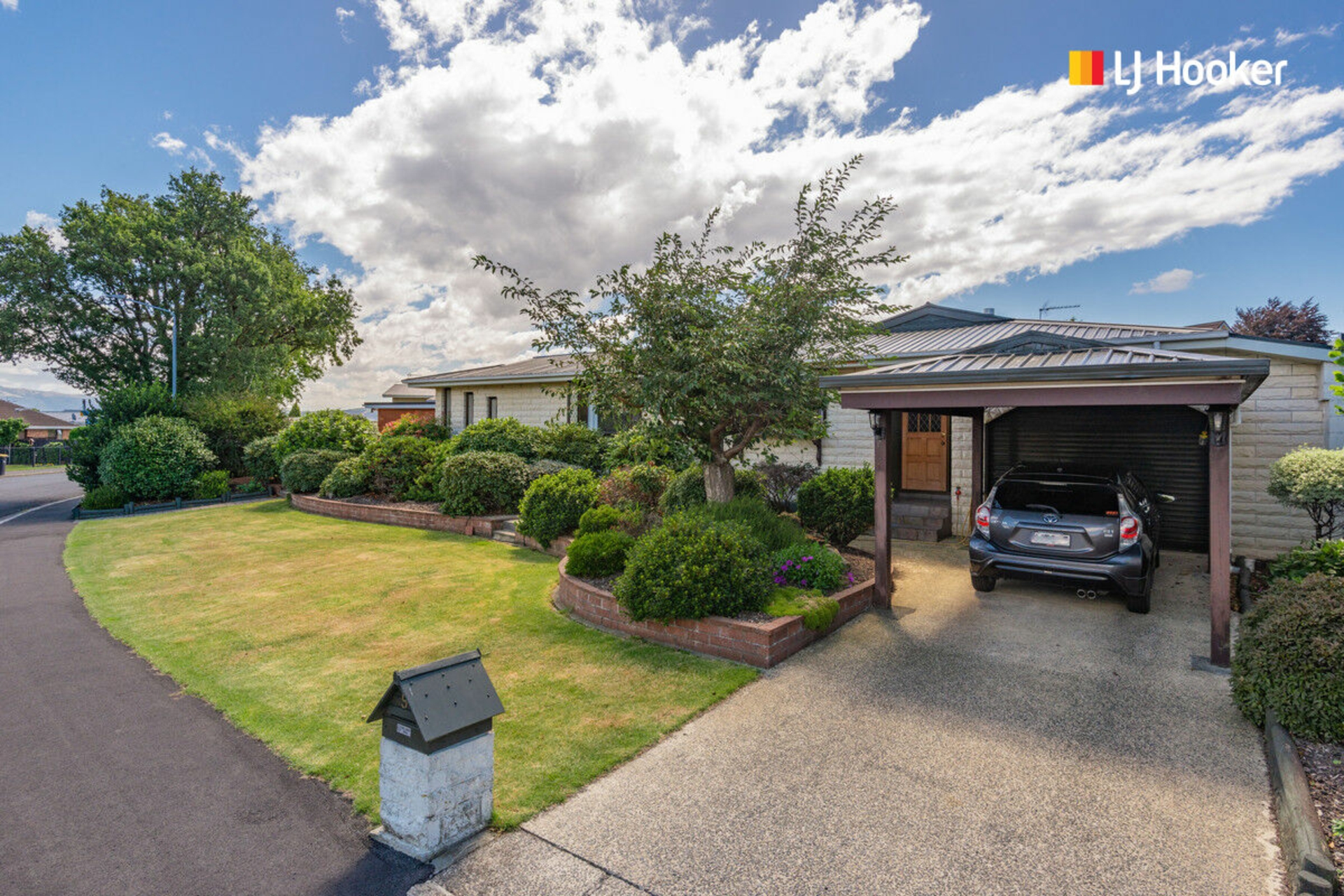 9 Cedar Crescent, MOSGIEL