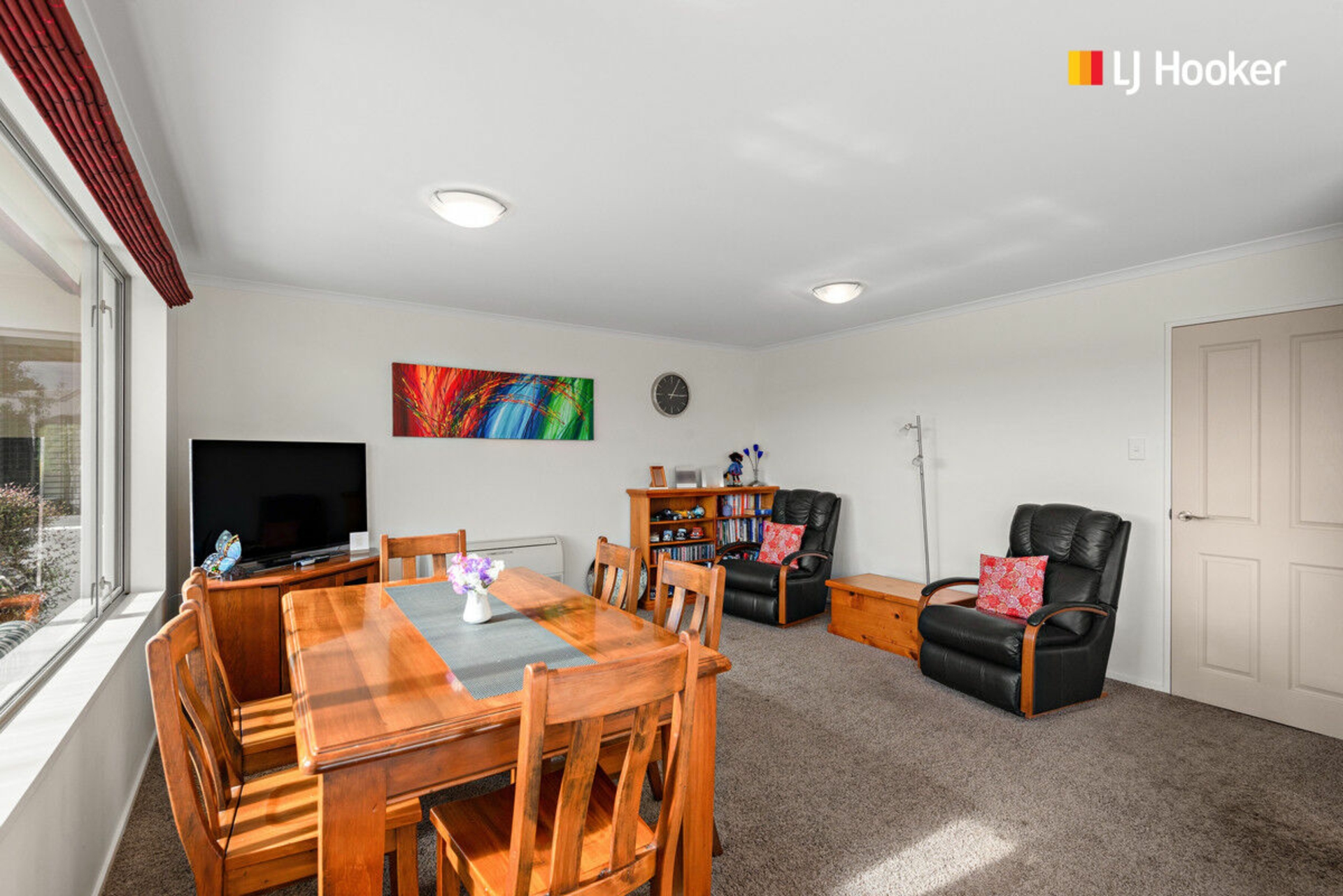 24 William James Close, MOSGIEL