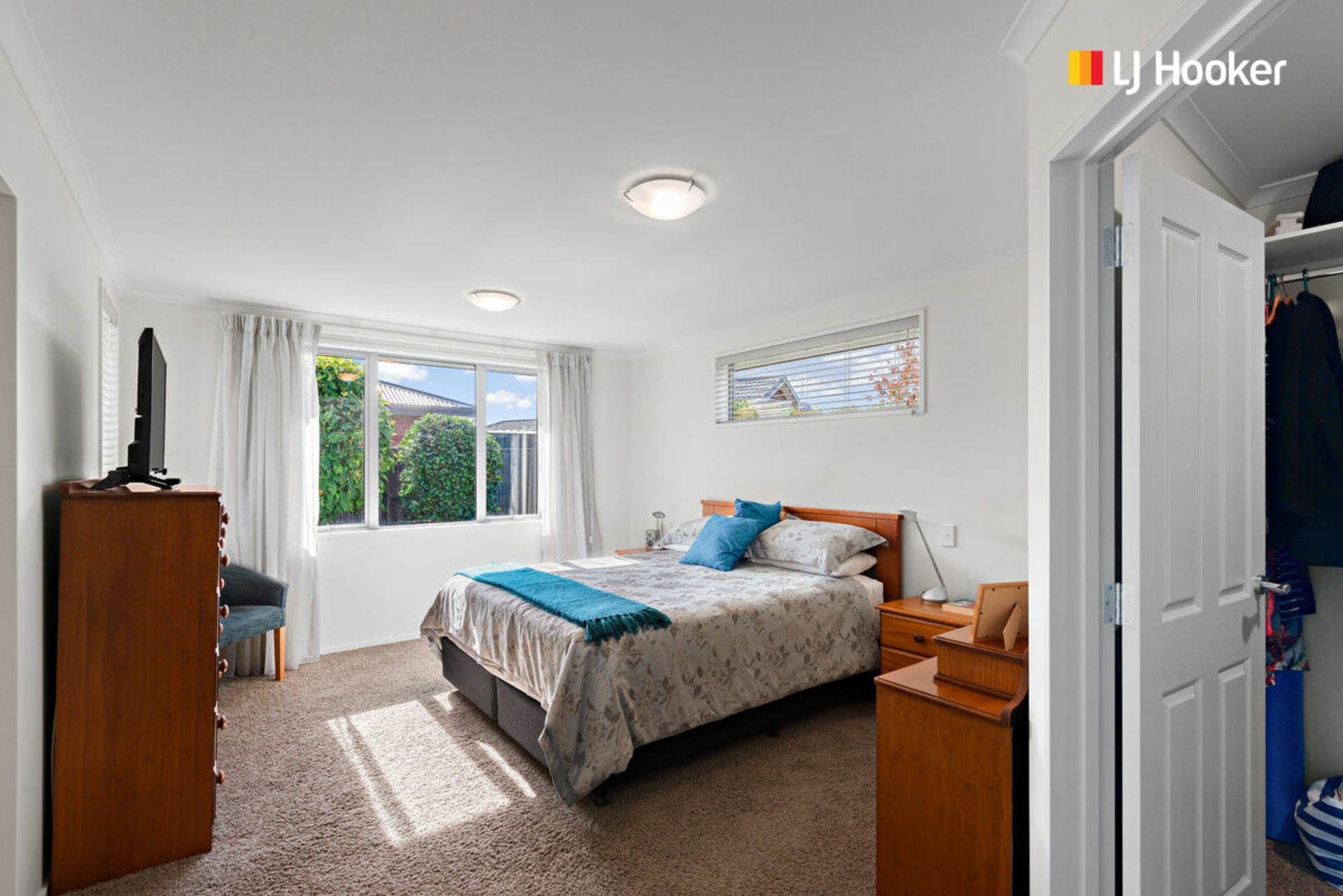 24 William James Close, MOSGIEL