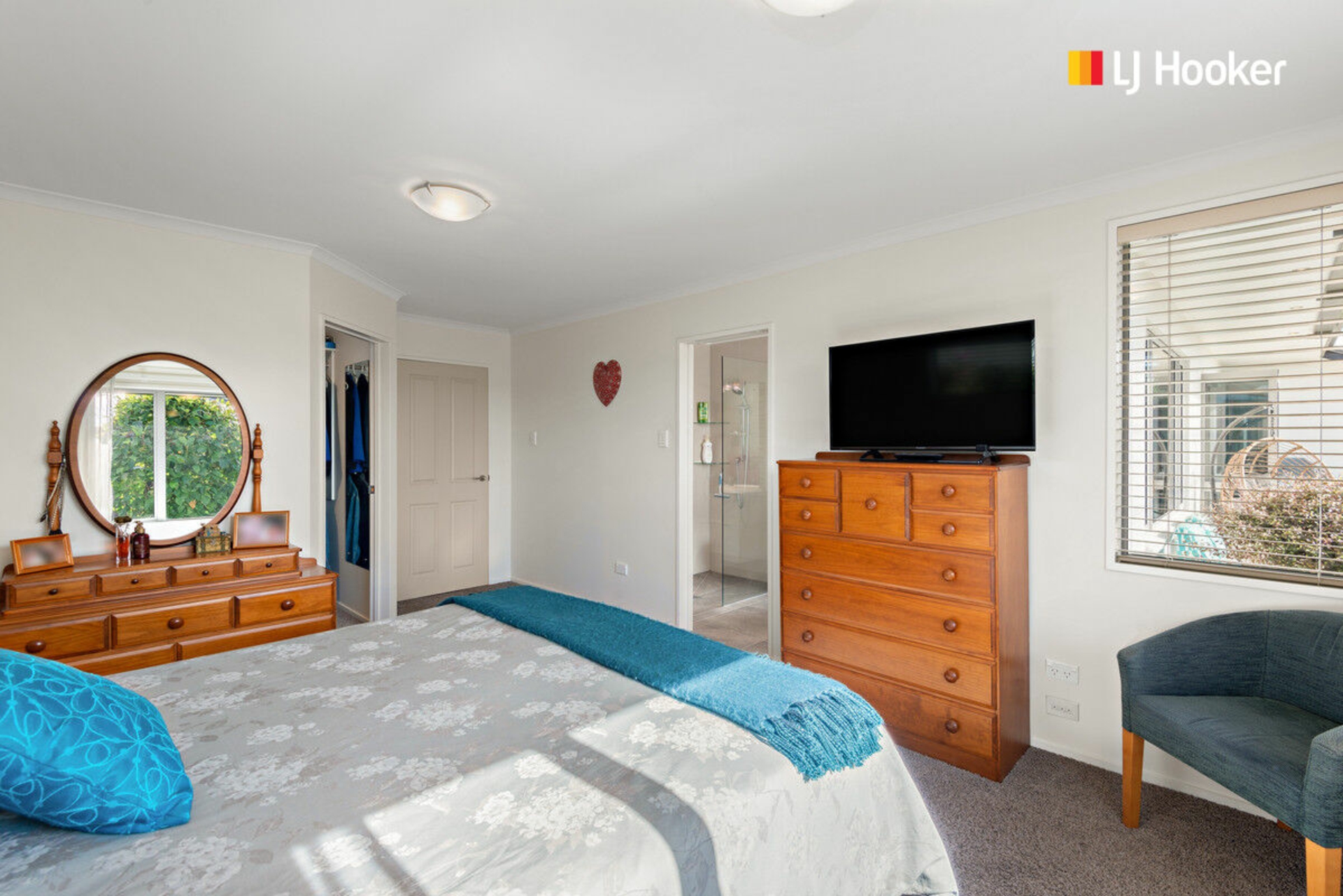 24 William James Close, MOSGIEL