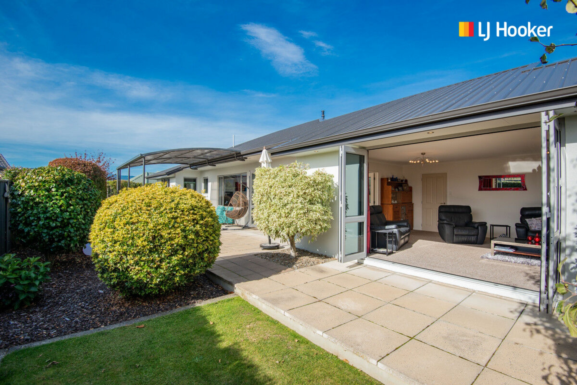 24 William James Close, MOSGIEL