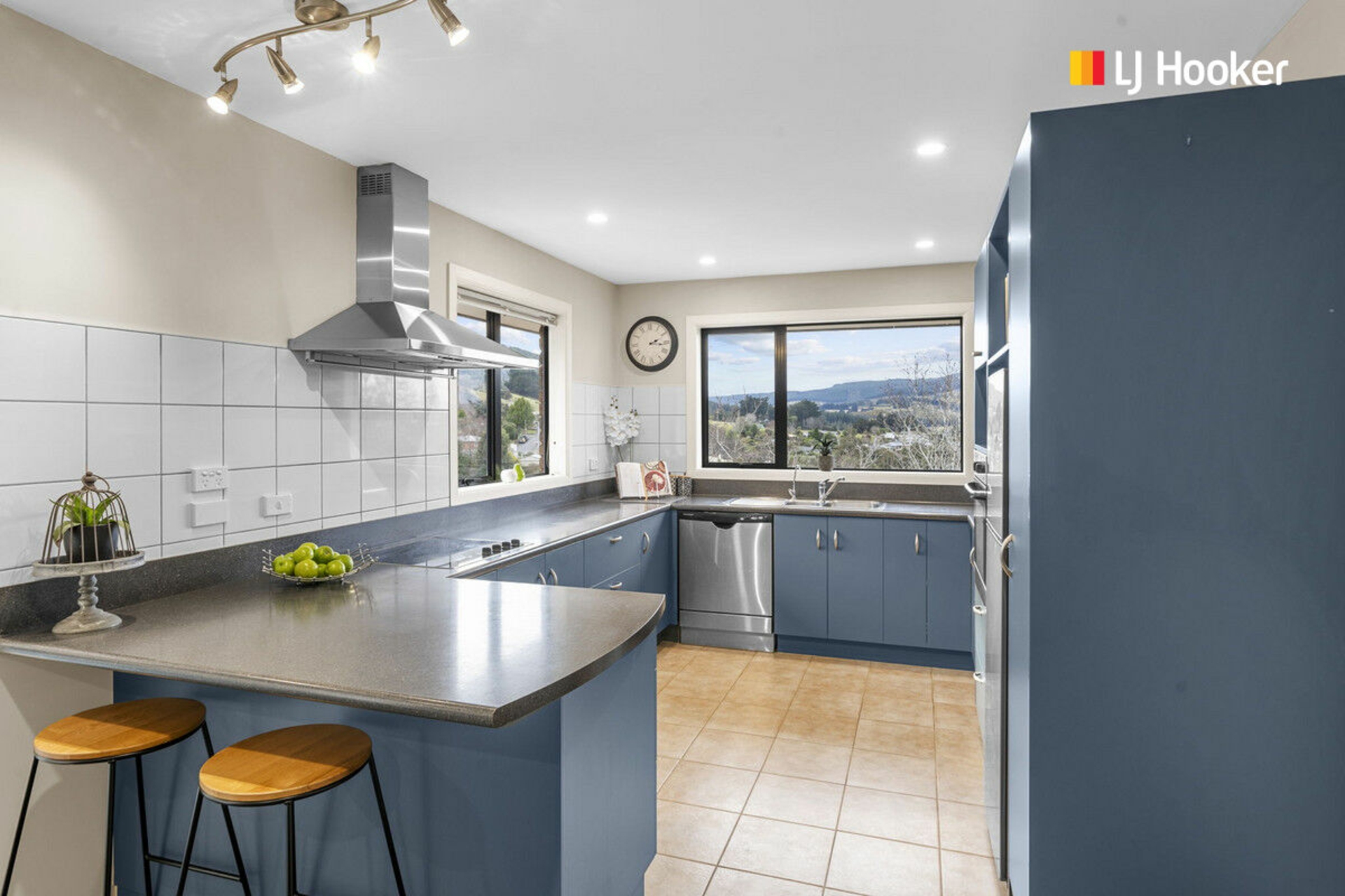 99 Wakari Road, HELENSBURGH