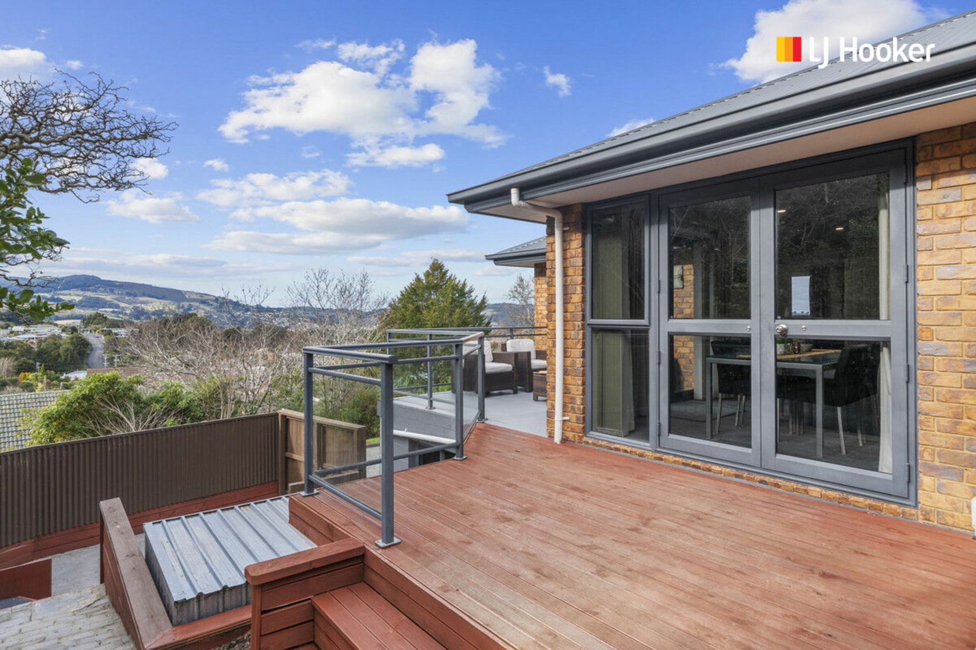 99 Wakari Road, HELENSBURGH