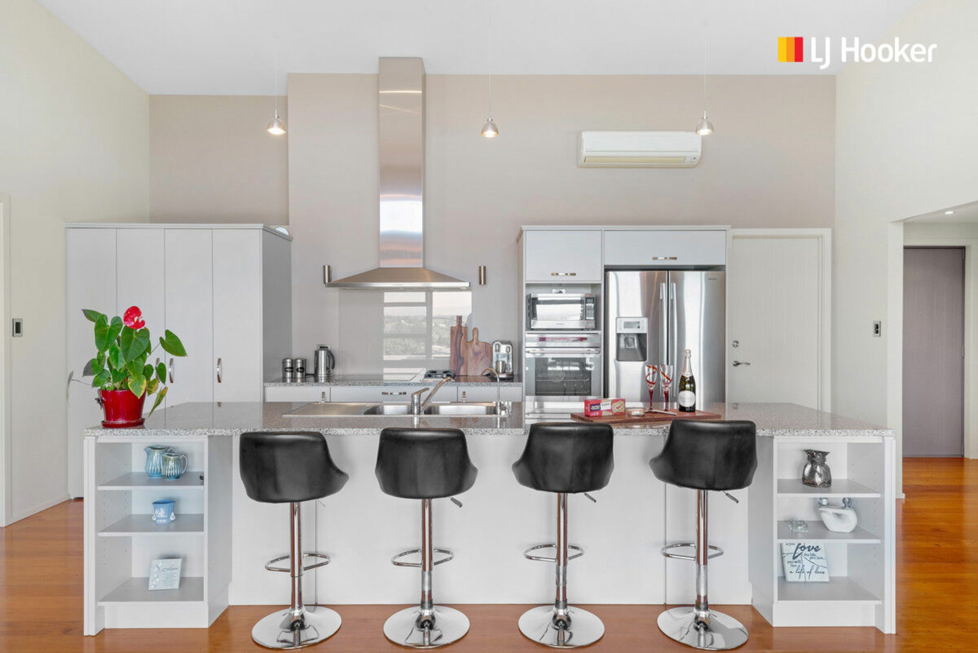 A/21 Castle Street, WAIHOLA