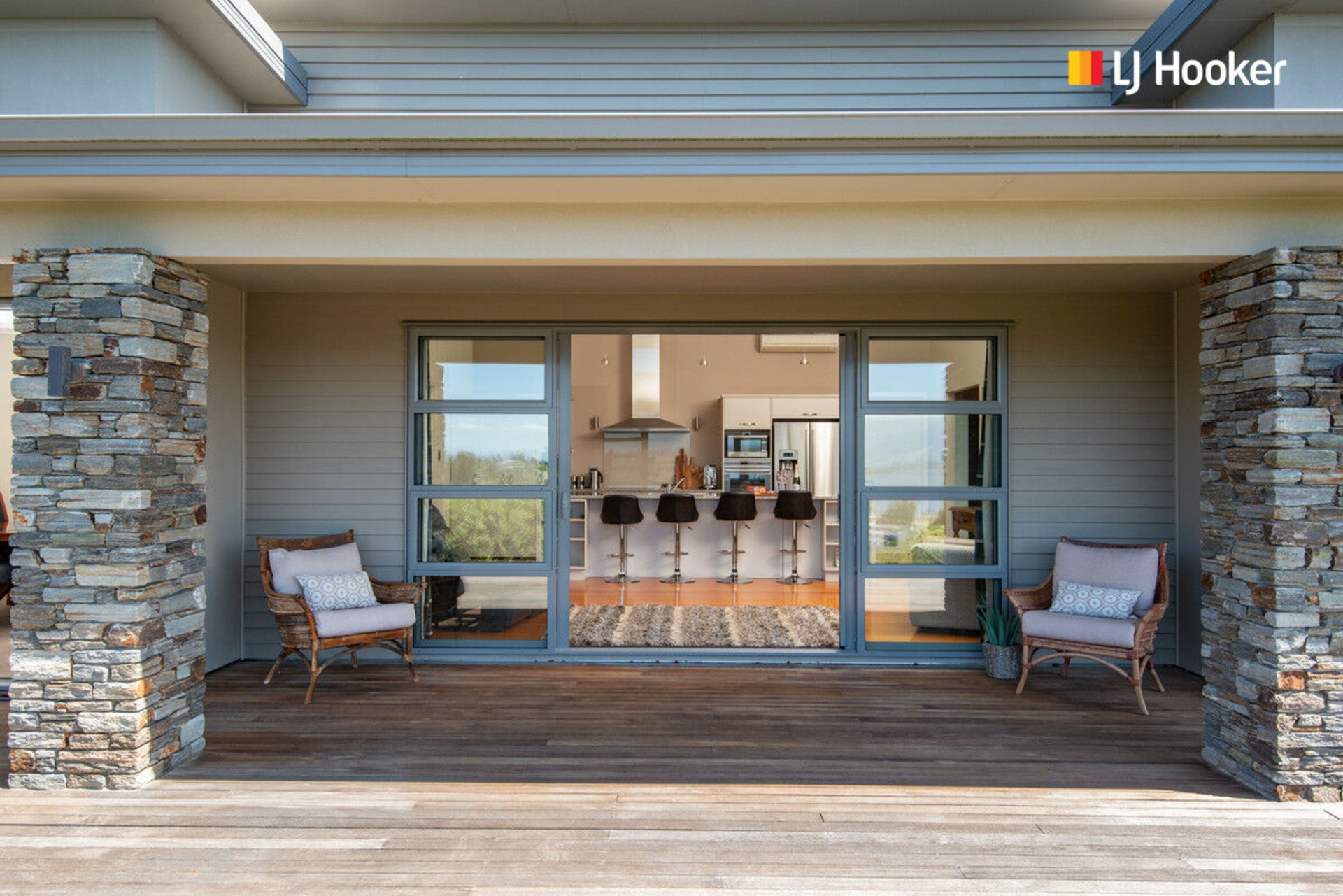 A/21 Castle Street, WAIHOLA