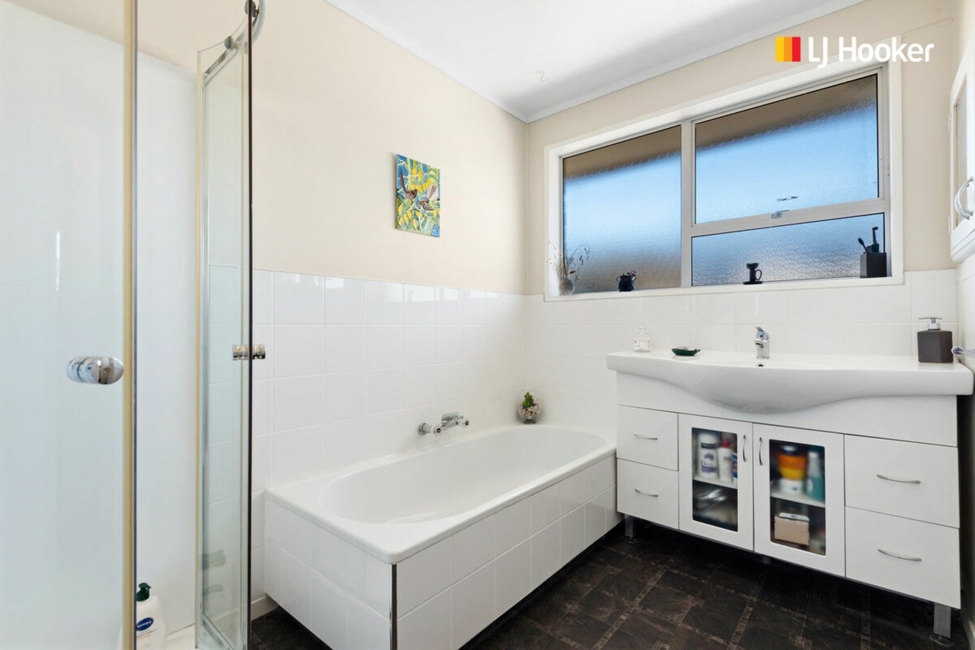 10 Walton Park Avenue, FAIRFIELD